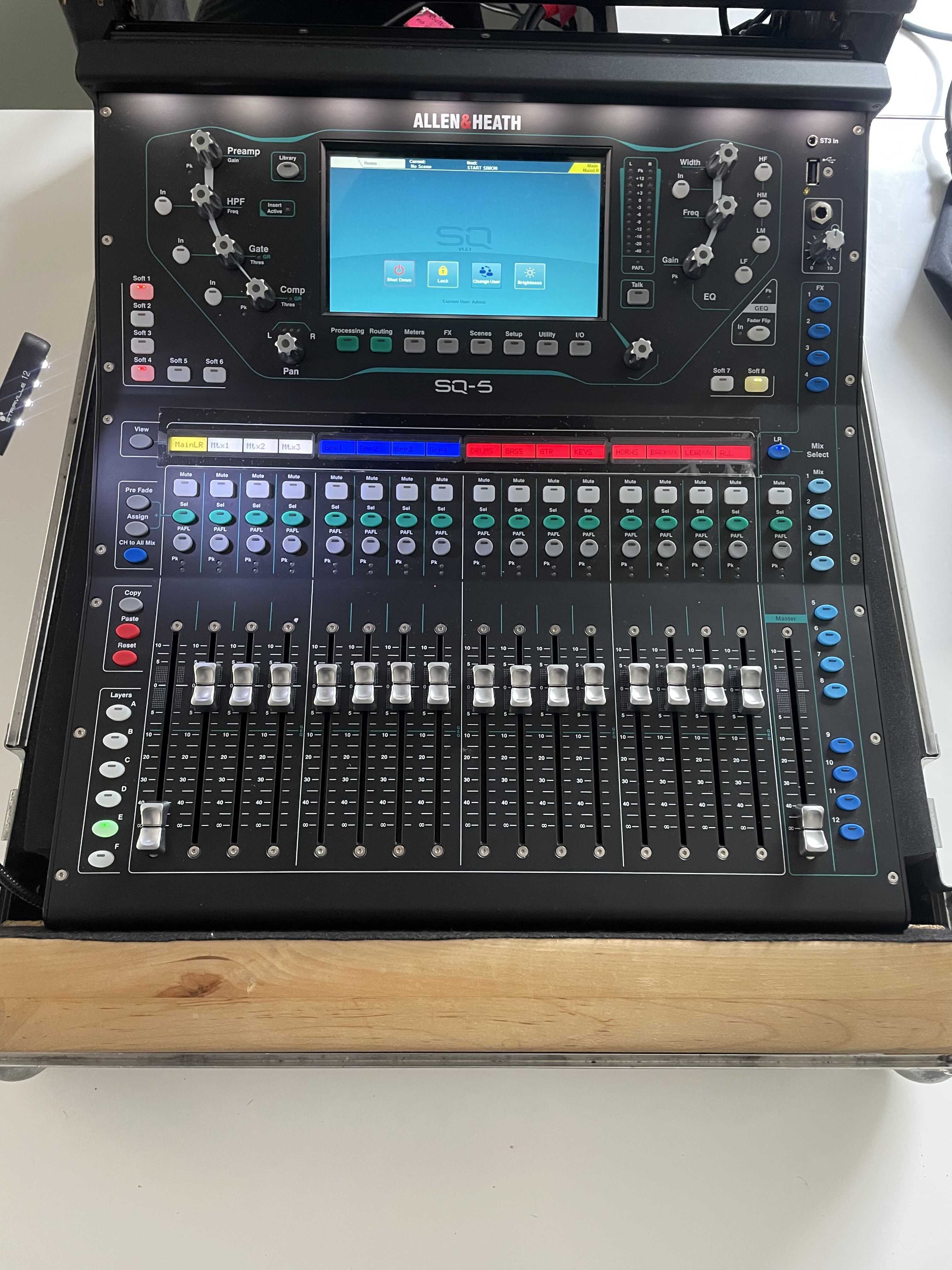 SQ5 + Flight Case + Plugin Optronik 