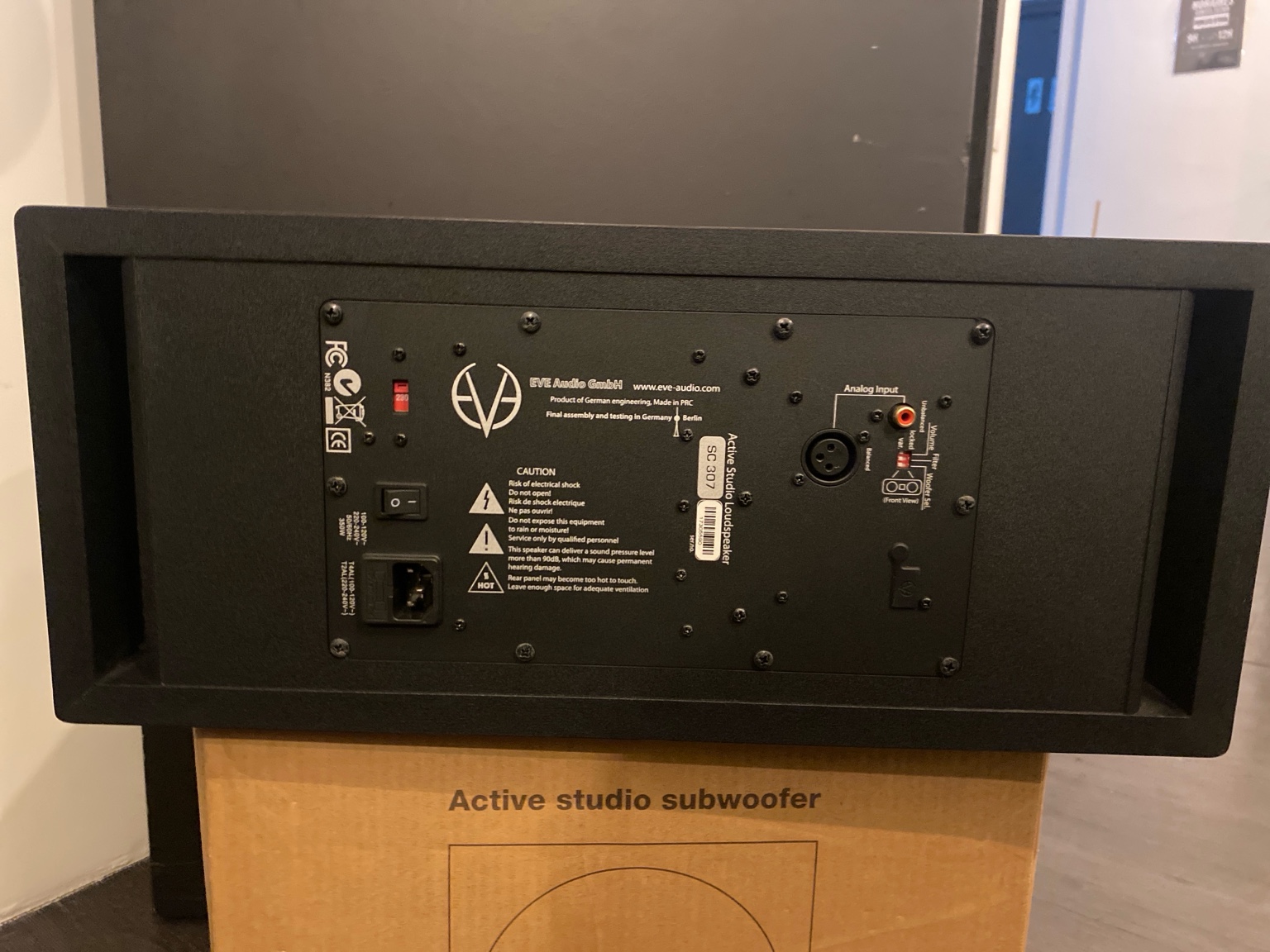 Enceinte de monitoring EVE Audio SC307