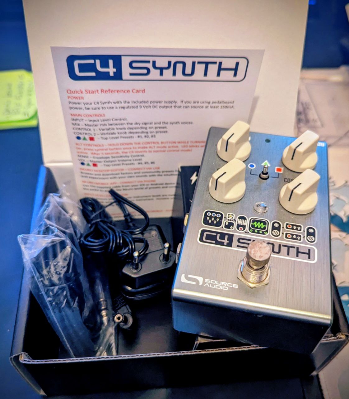 Vends Source Audio C4 excellent état