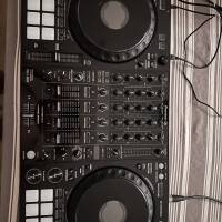 Vends Pioneer DDJ-1000 + 2 enceintes Electro-Voice ЕKX-15P