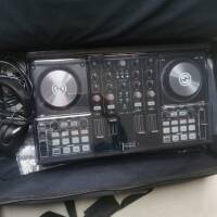 Vends console mixage traktor Kontrol S4 mk2