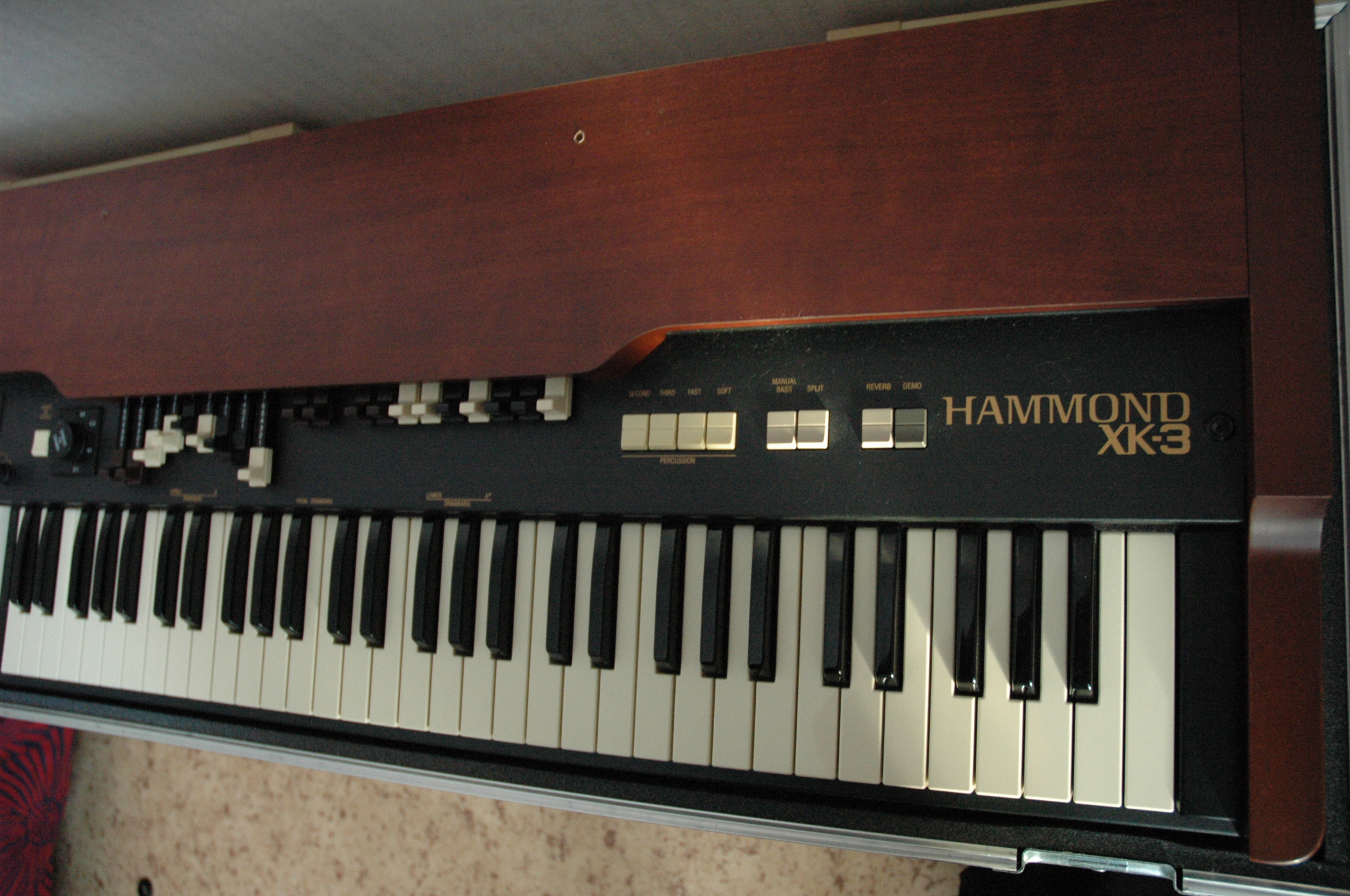 Vends Hammond XK-3 + Halfmoon + Hardcase Thomann