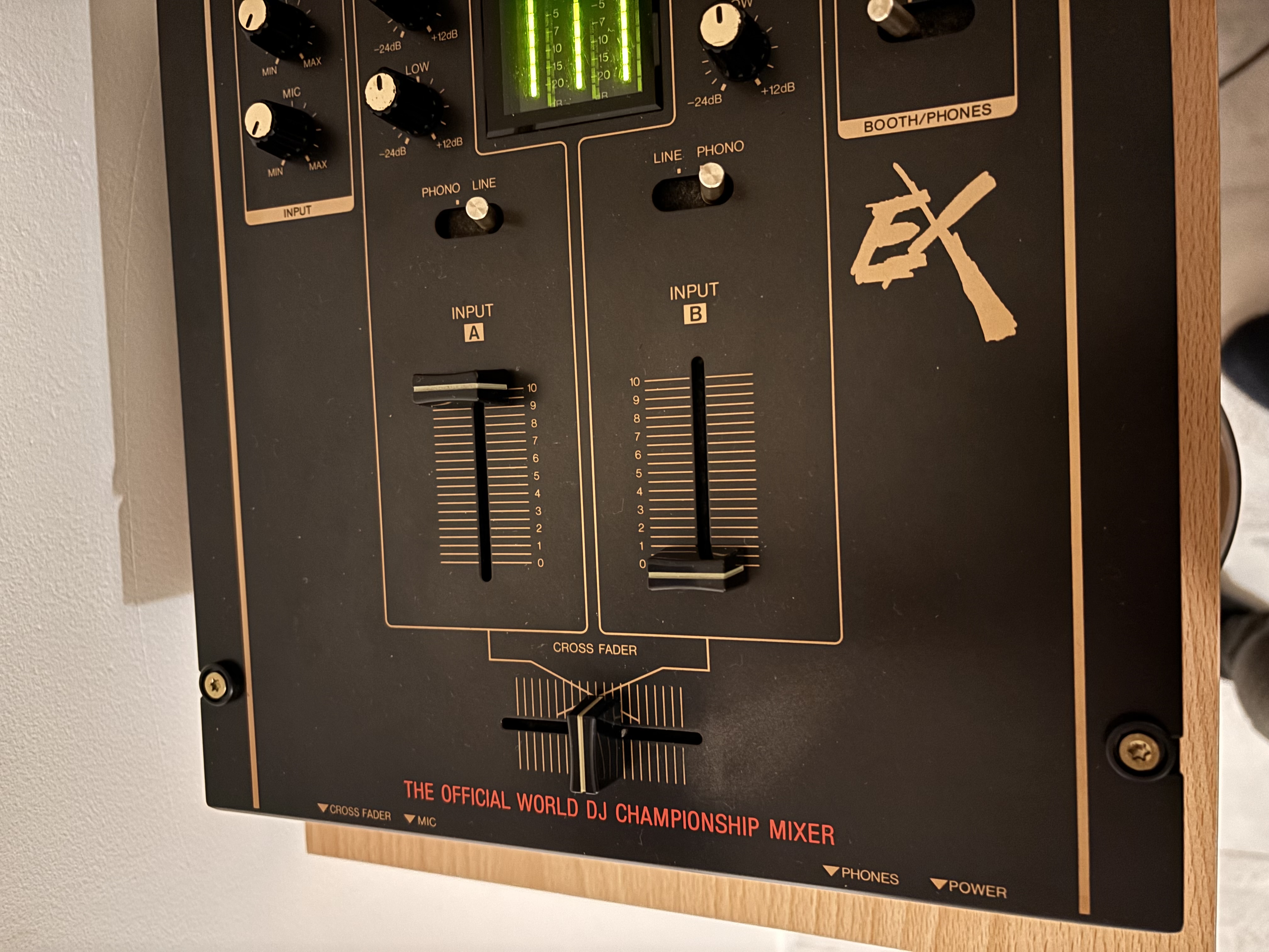 table de mixage Technics sh ex 1200