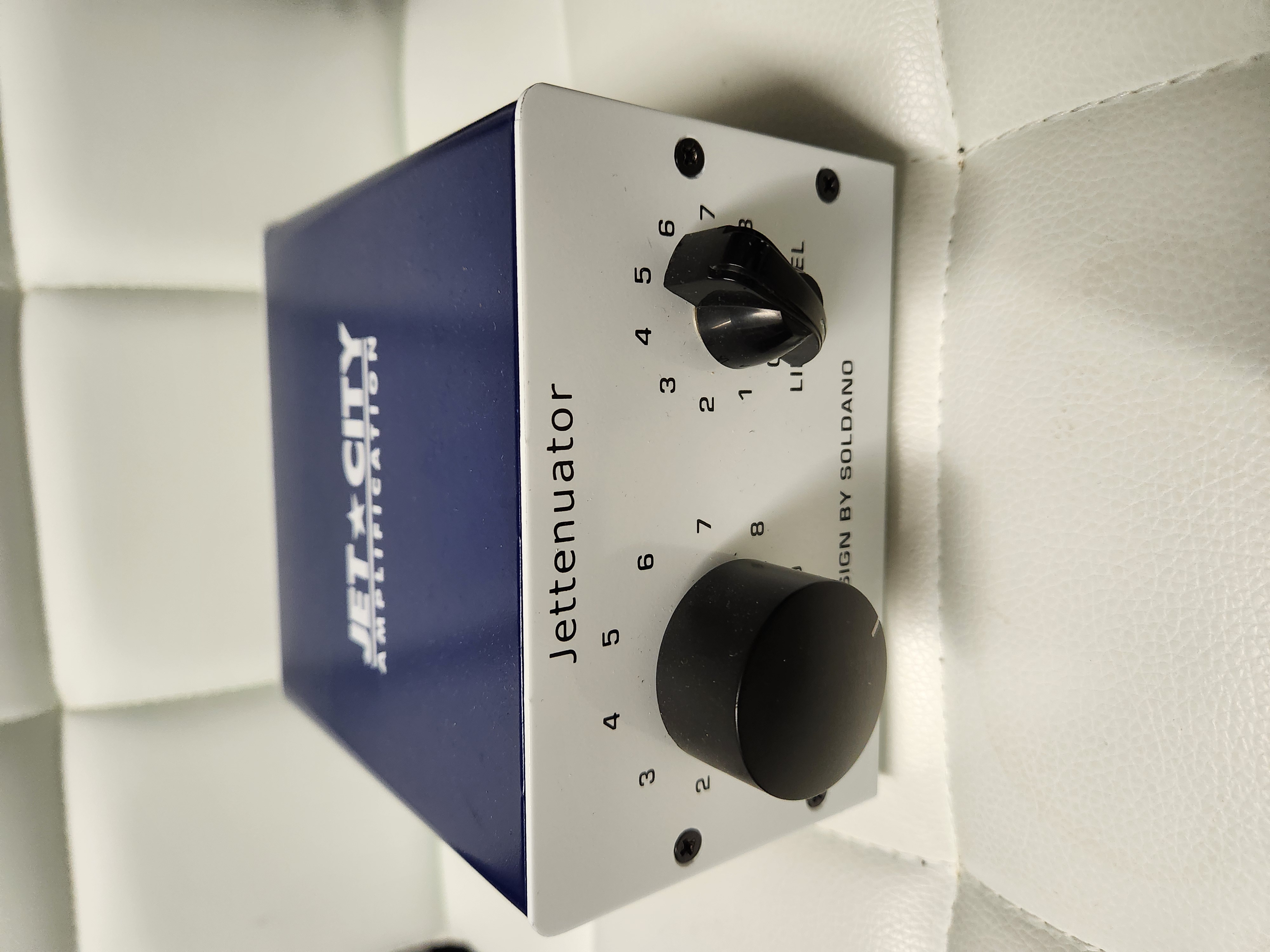 Vds Jet city jettenuator (avec boîte et câble hp)