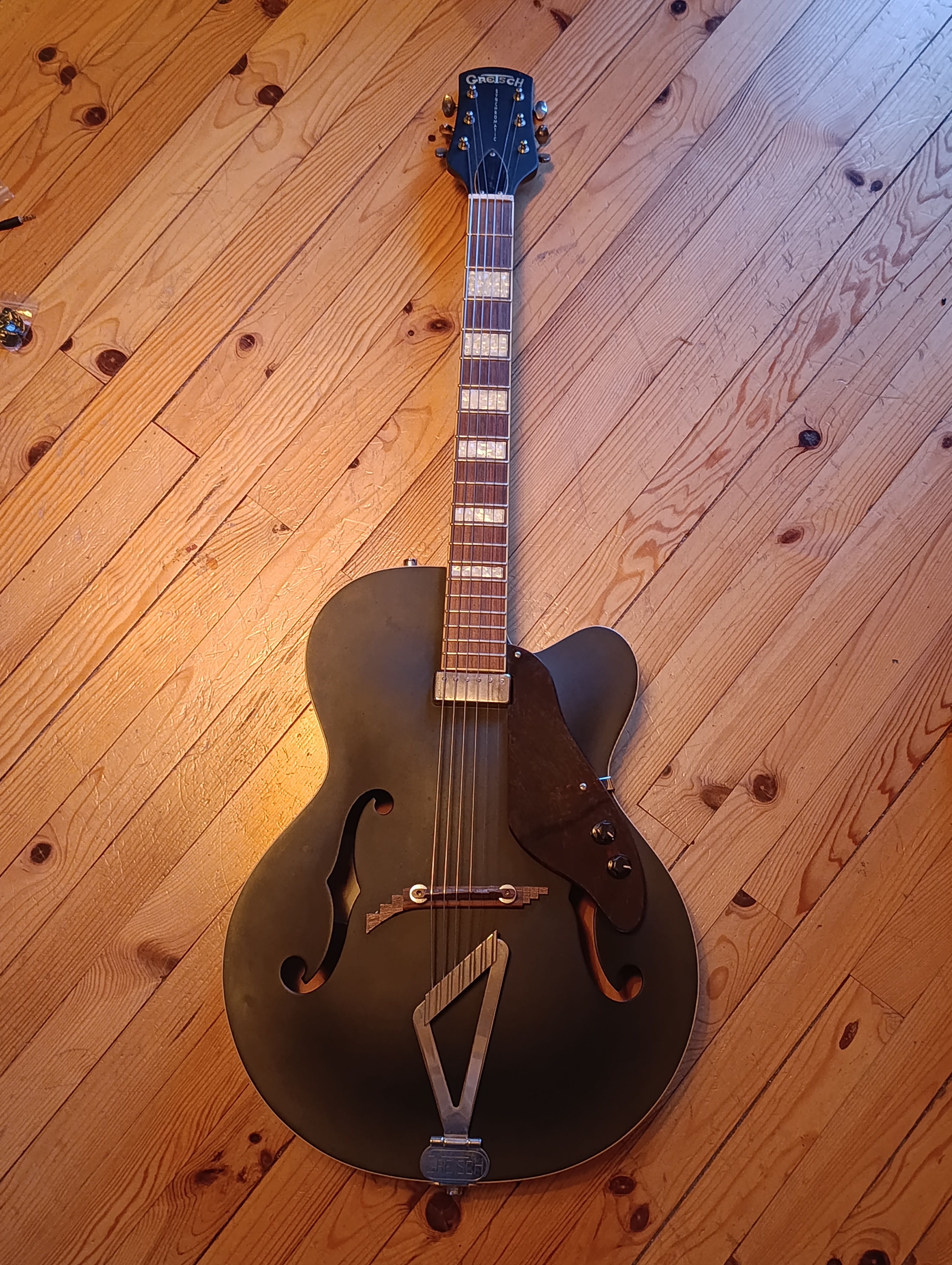 GRETSCH G100CE SYNCHROMATIC 