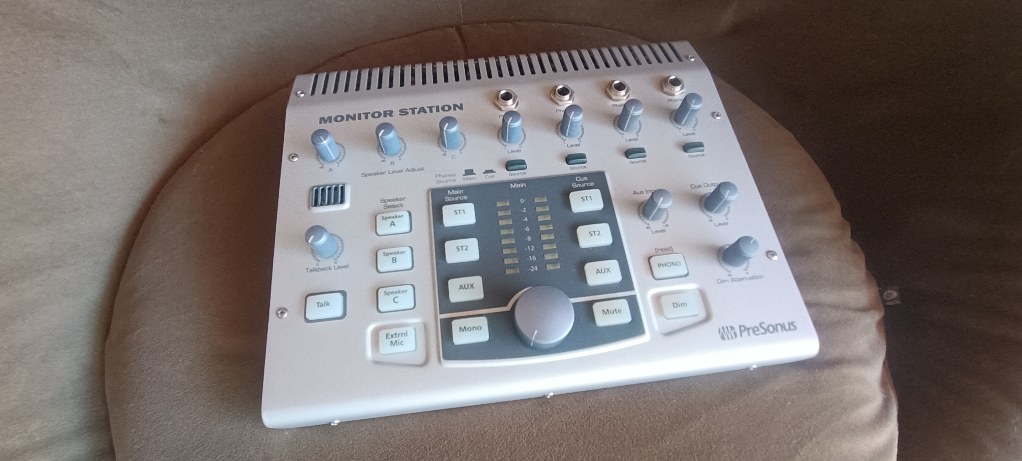 PreSonus Monitor Station