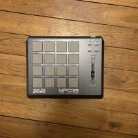 Akai MPD18