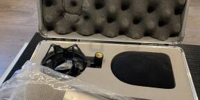 Vends micro Behringer B2 Pro