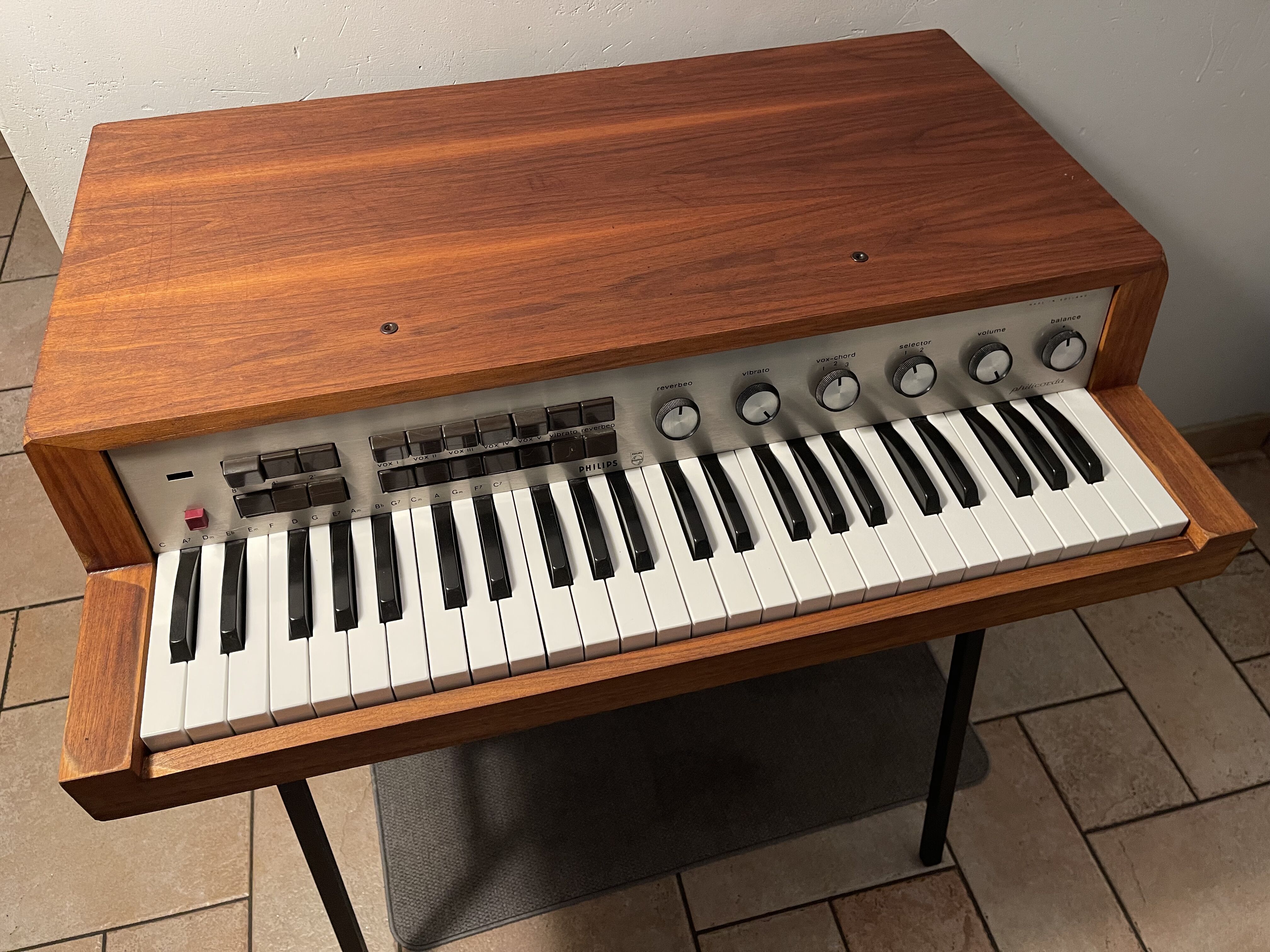 Vends Philips Philicorda 22GM752