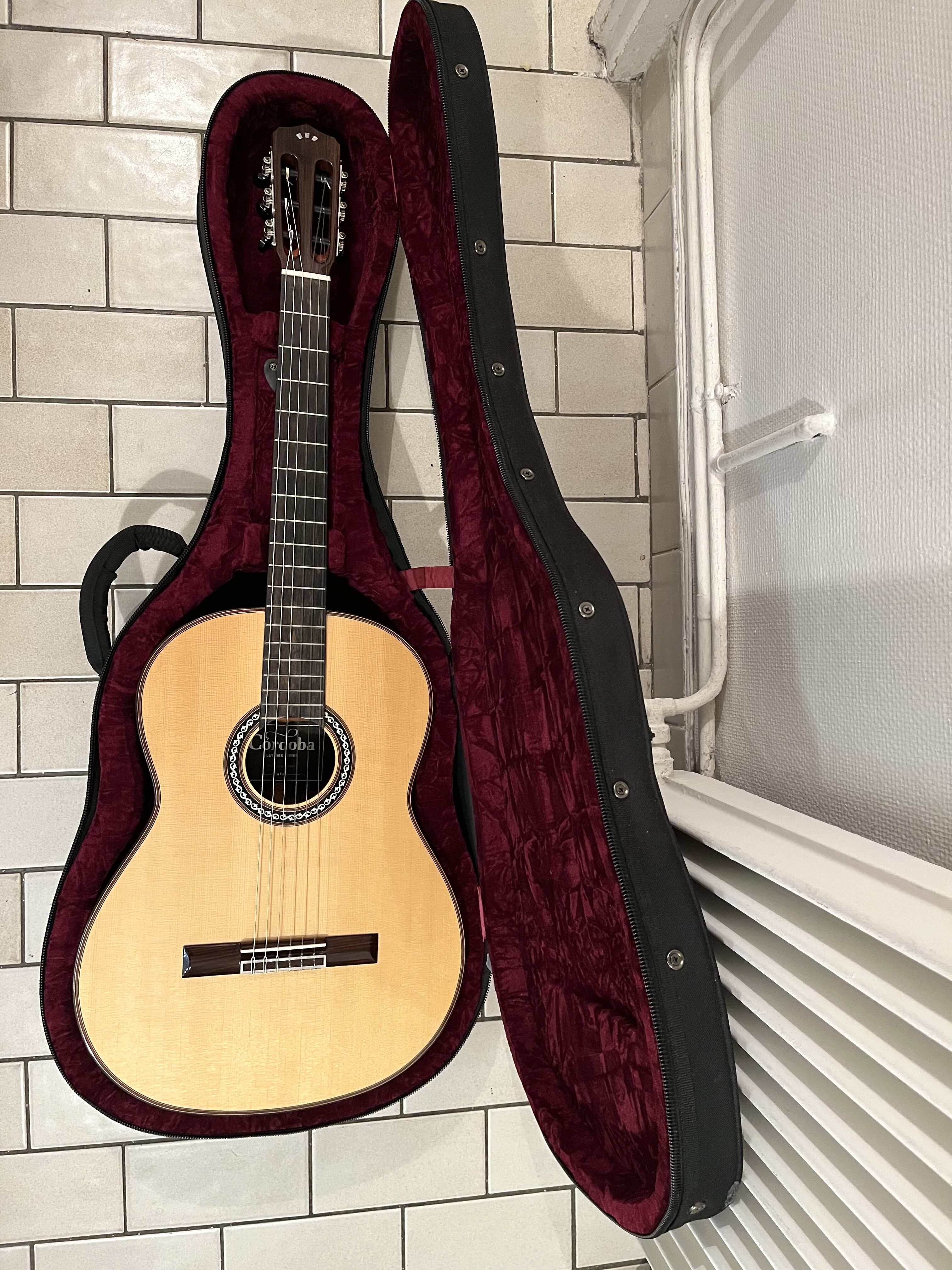 Guitare classique Cordoba C10 Crossover