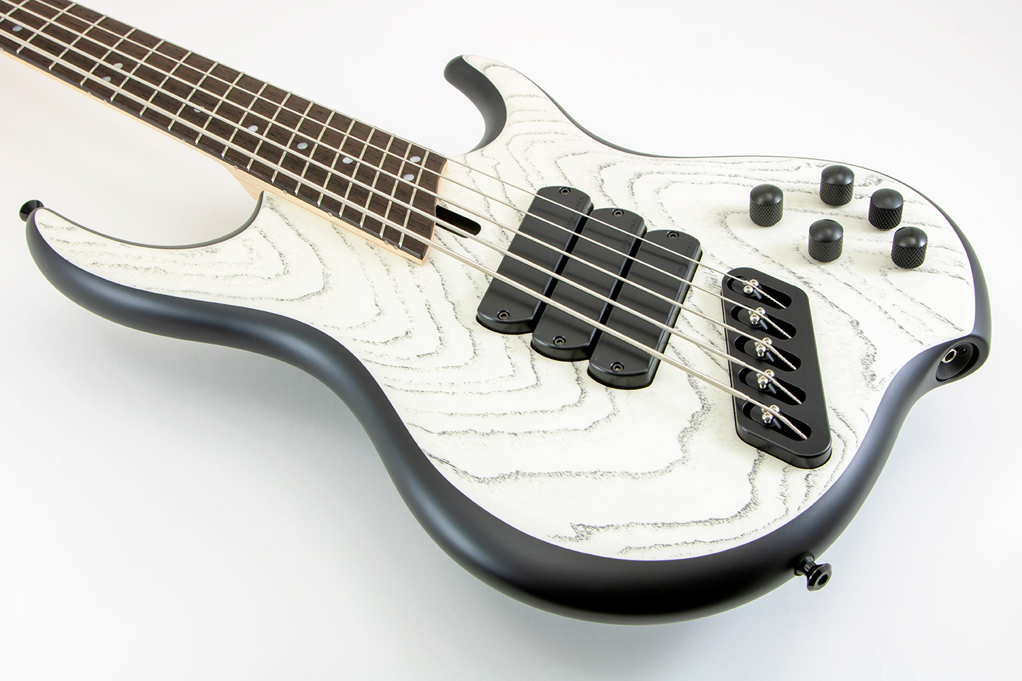 Jacob Umansky &ldquo;Sol&rdquo; SignatureBODY