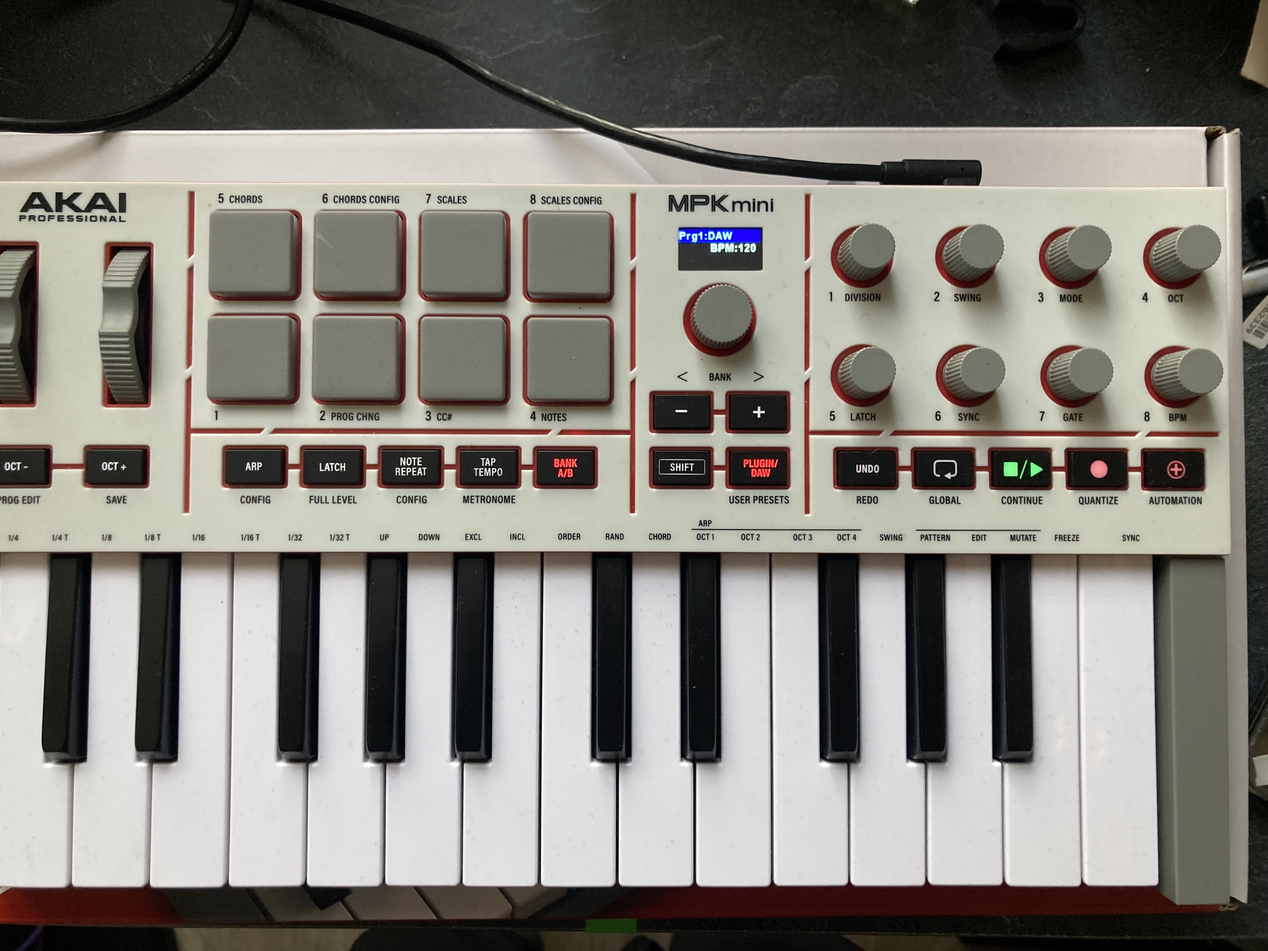Vends Clavier maître MIDI Akaï Professional MPK Mini IV Gray