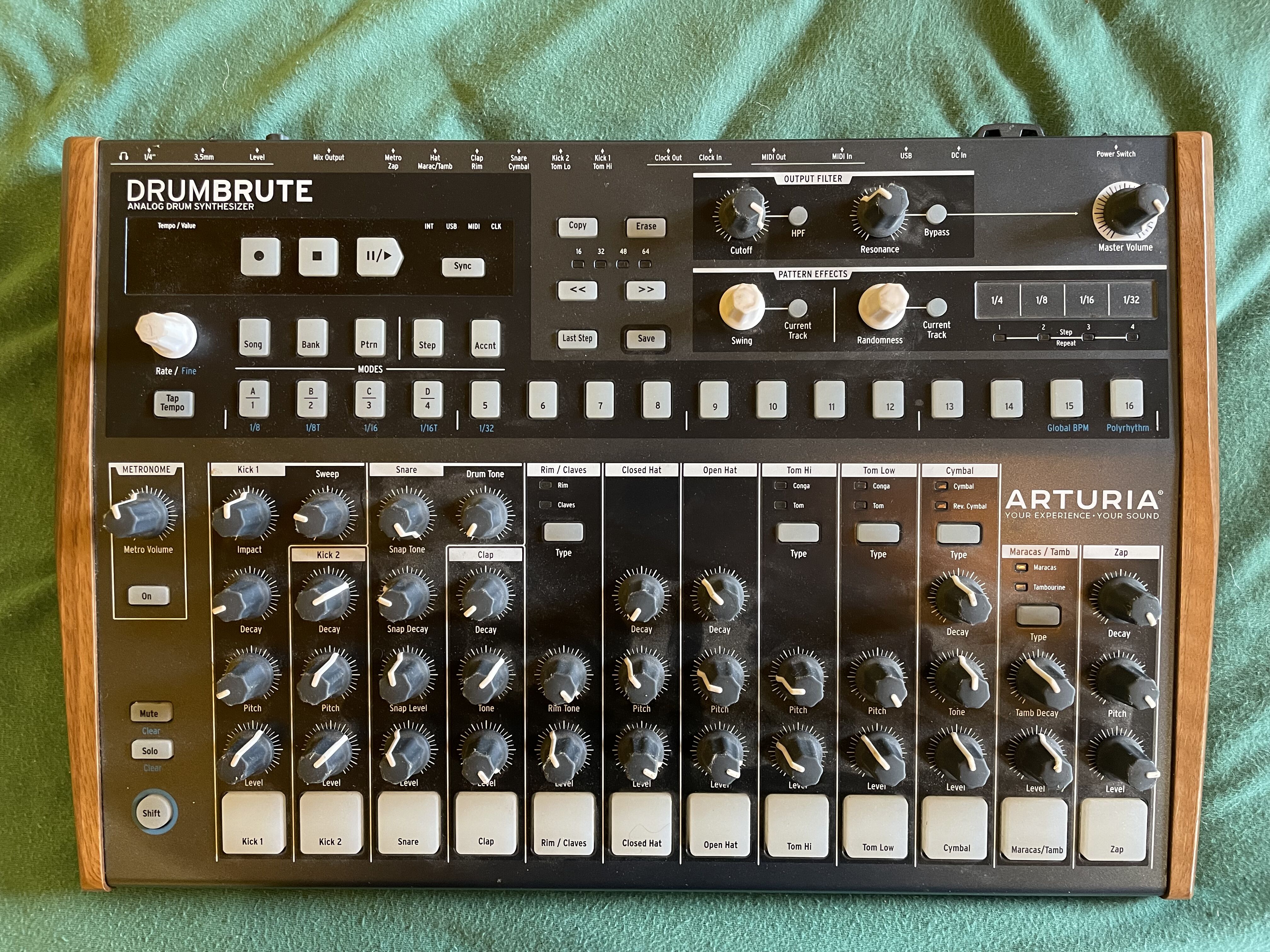 Arturia Drum Brute - Très bon état