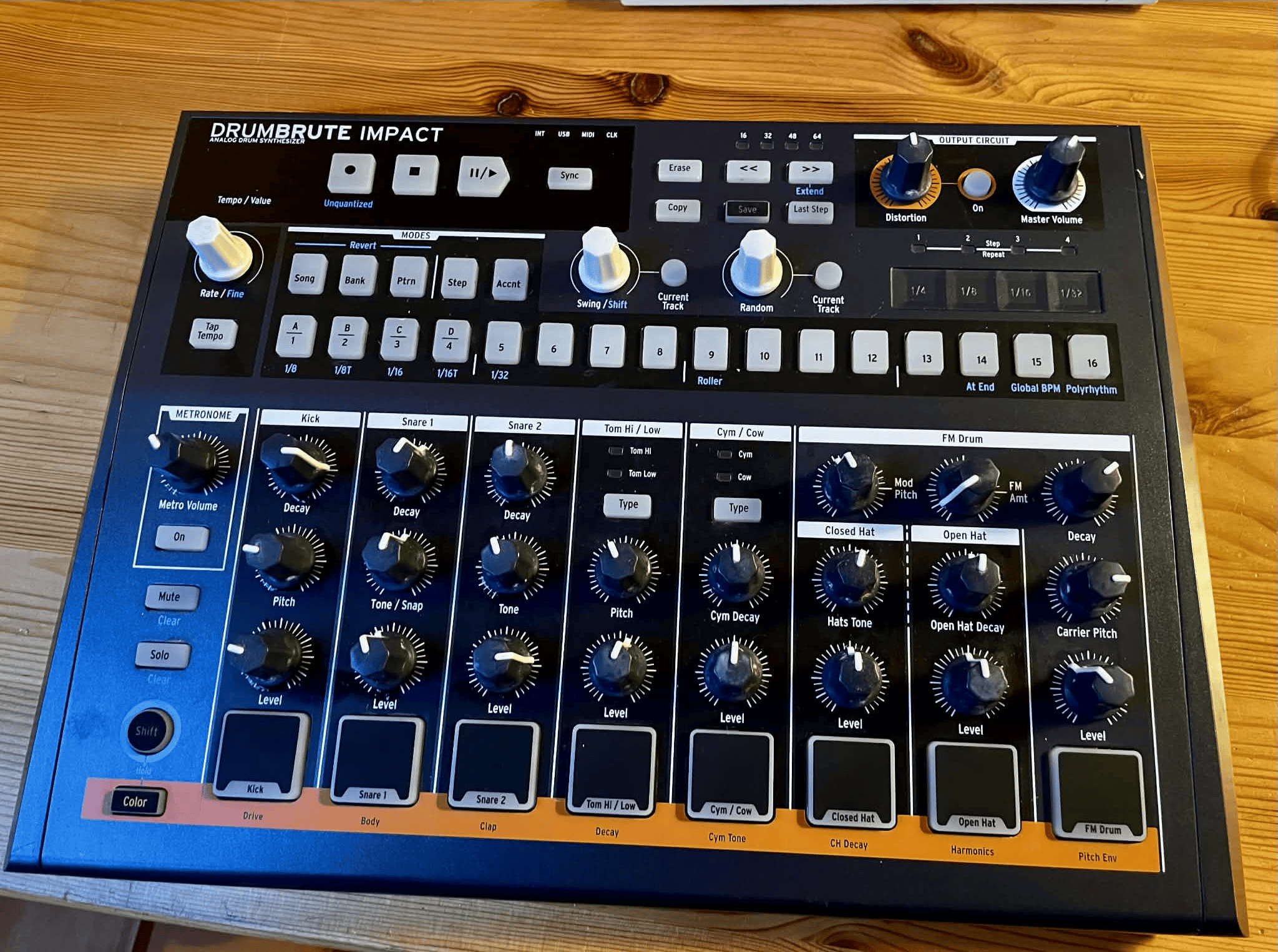 Arturia drumbrute impact (à vendre)