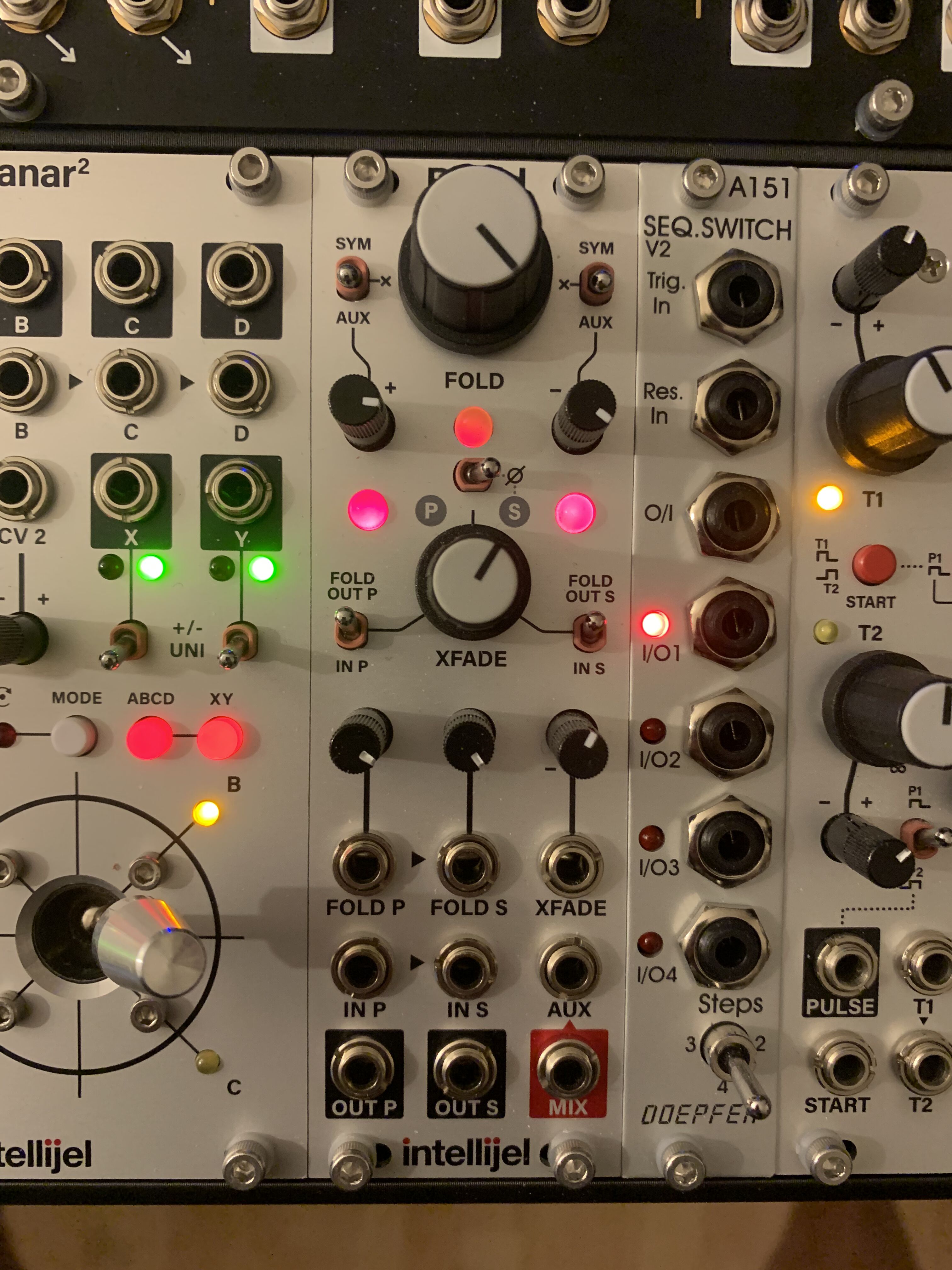 Intellijel Bifold
