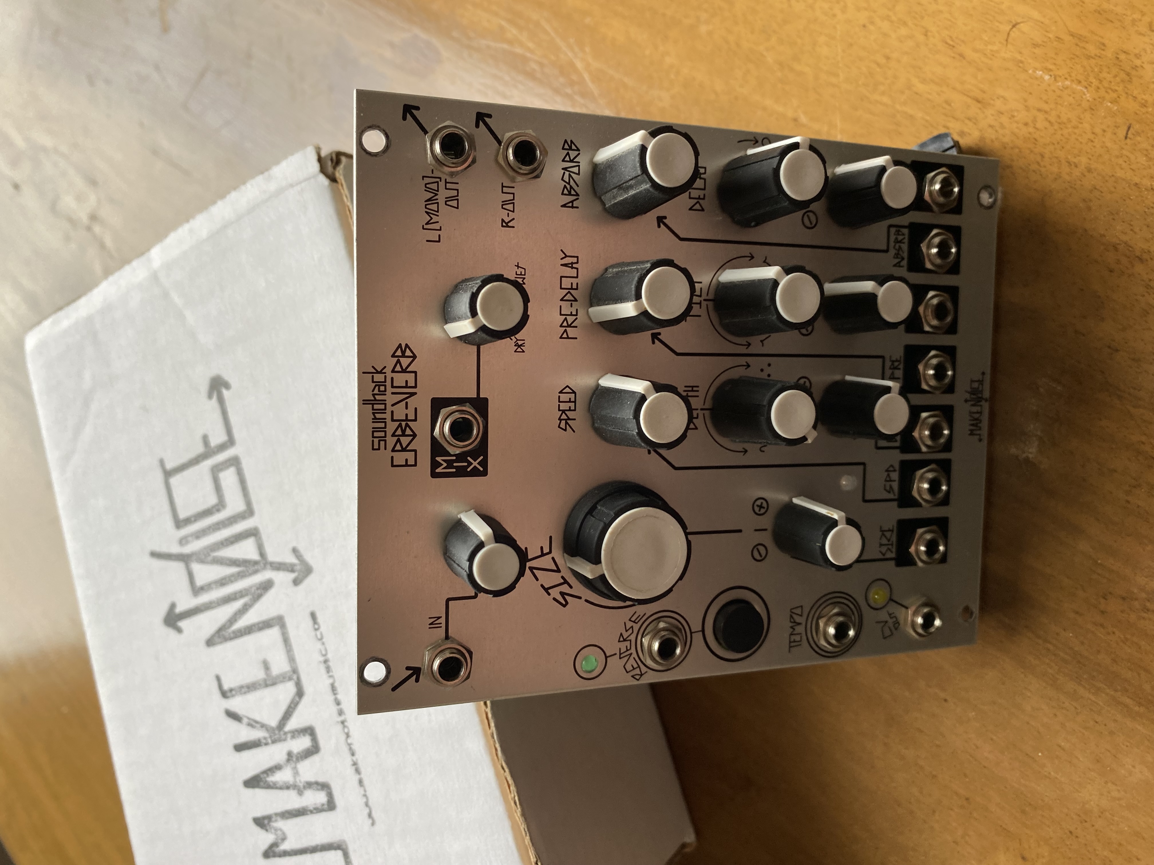 Make noise Erbe-verb