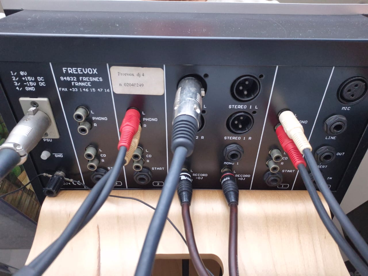 Reparation recherchée pour FREEVOX DJ4