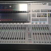 vends table soundcraft vi1
