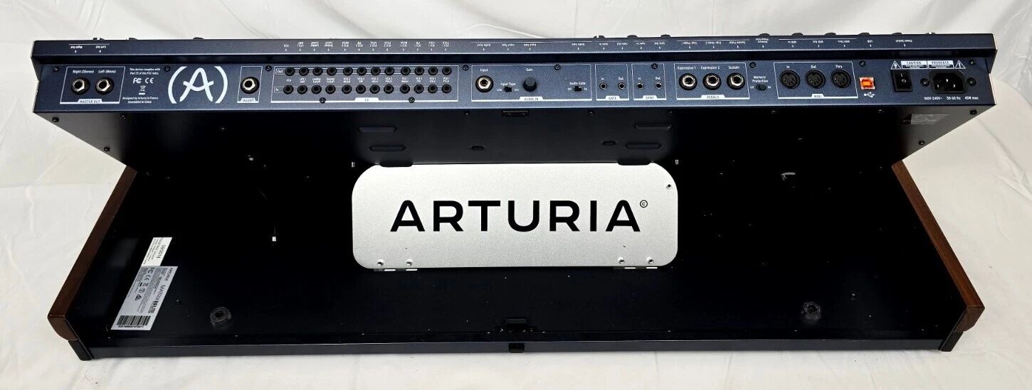 Arturia MatrixBrute / Excellent état (échange Digitakt 2 ou Digitone 2)