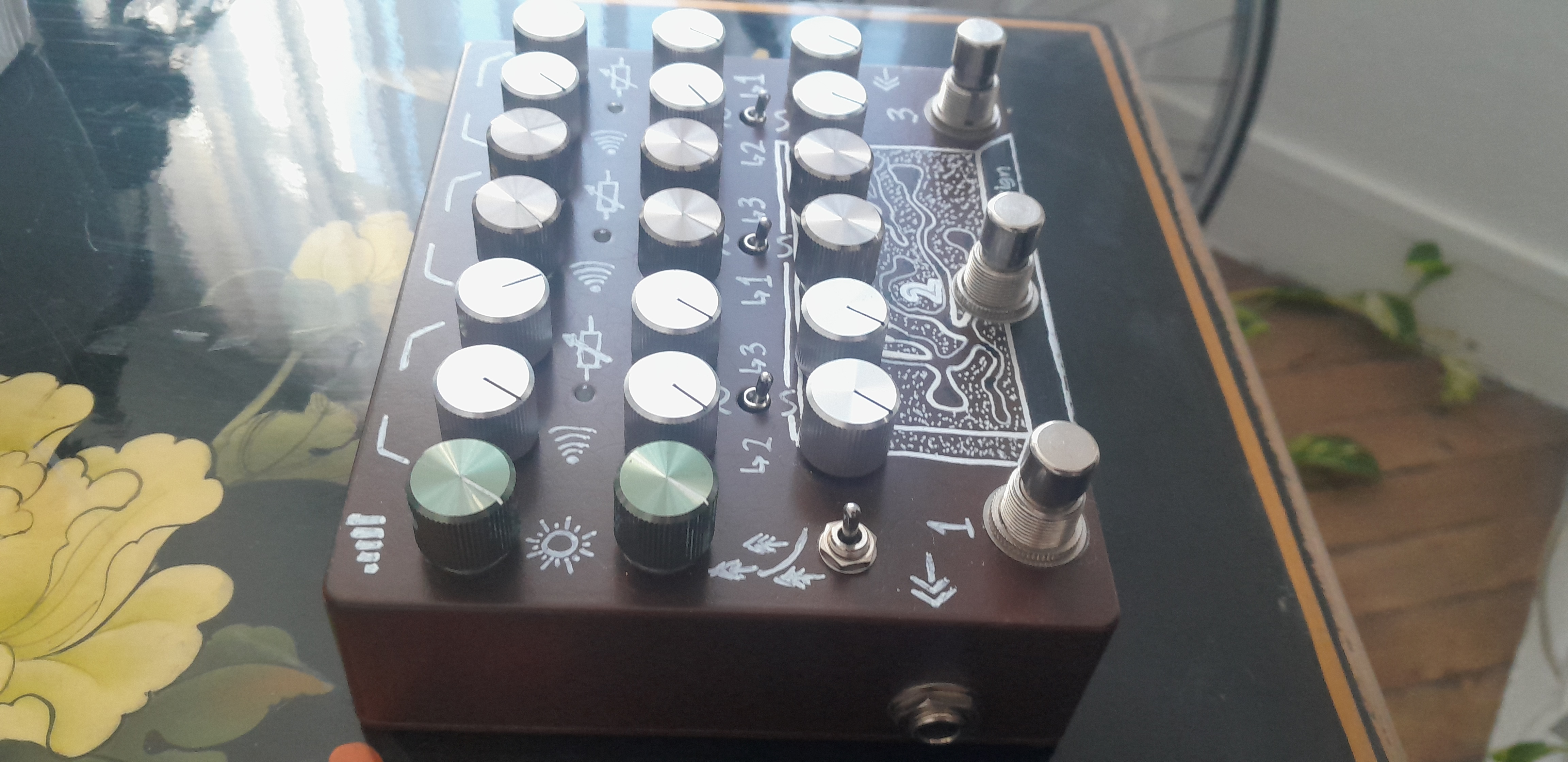 VFE Pedals Klein Bottle (5515)