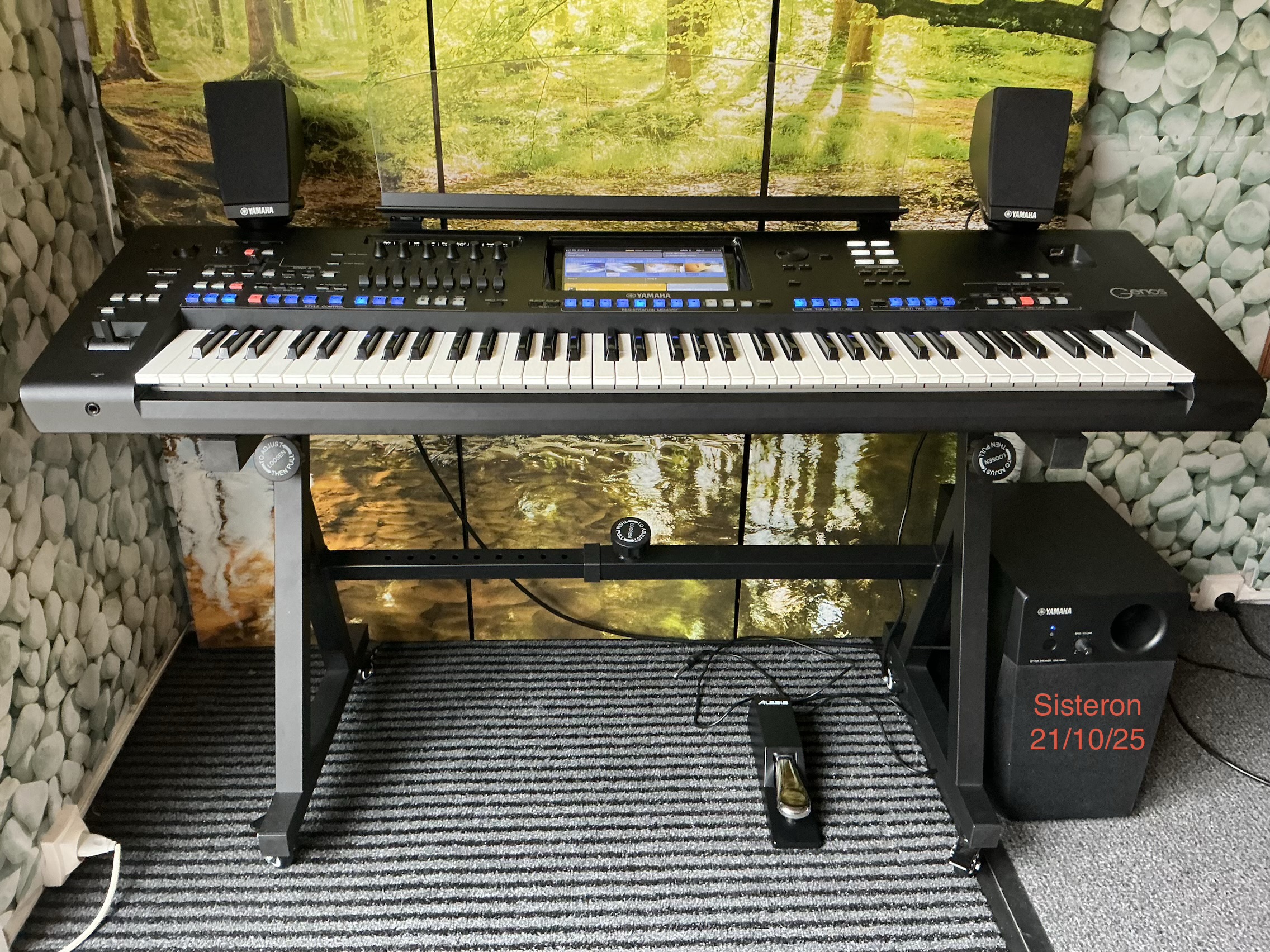 Vends Arrangeur Yamaha Genos 1