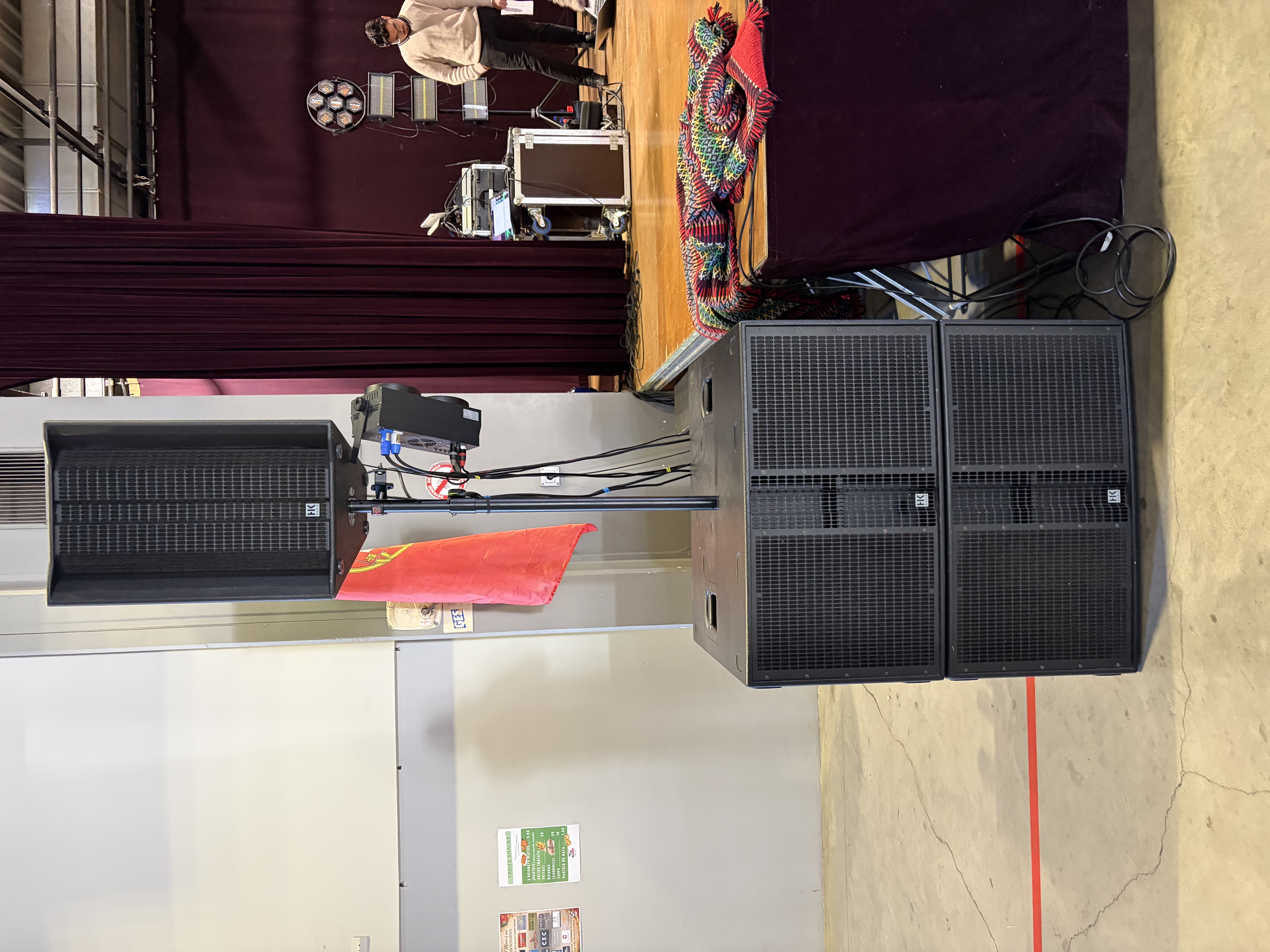 HK Linear 5 LTS avec housses