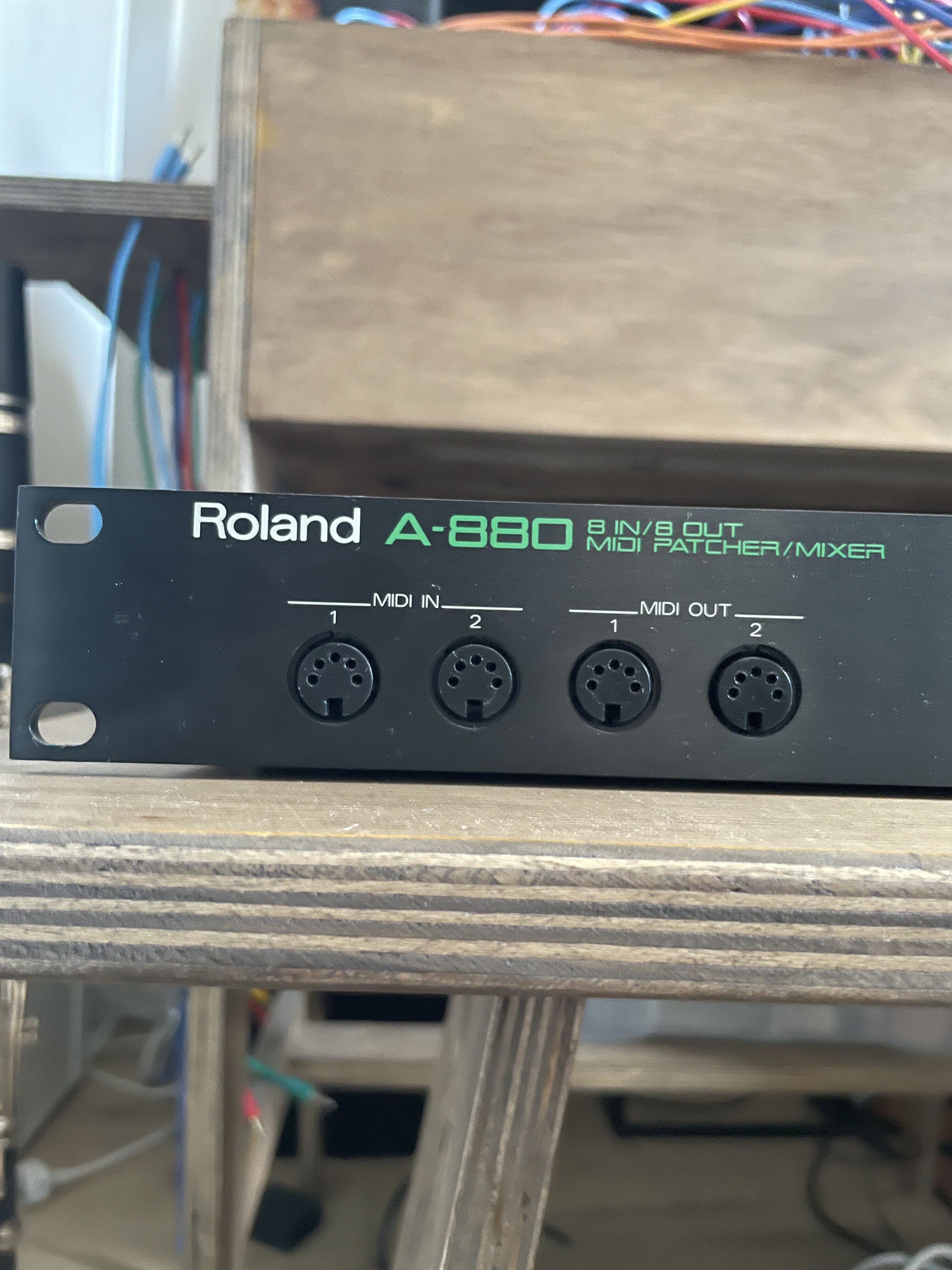 Vends A880 Roland