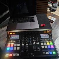 Vends controleur TRAKTOR S5 + flycase