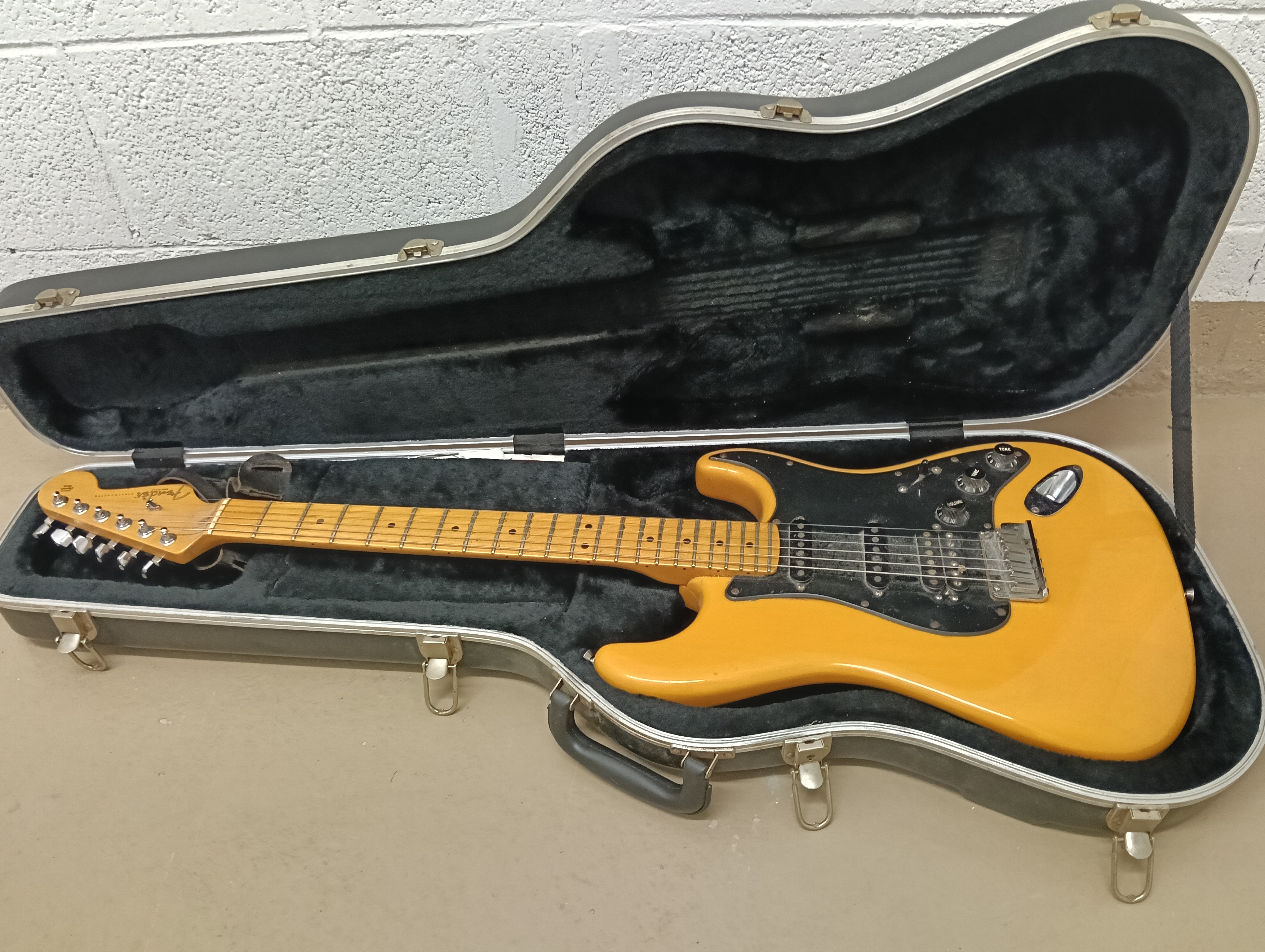Vends Fender stratocaster 50th anniversary