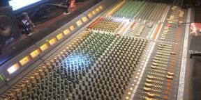 Vends table yamaha pm3500