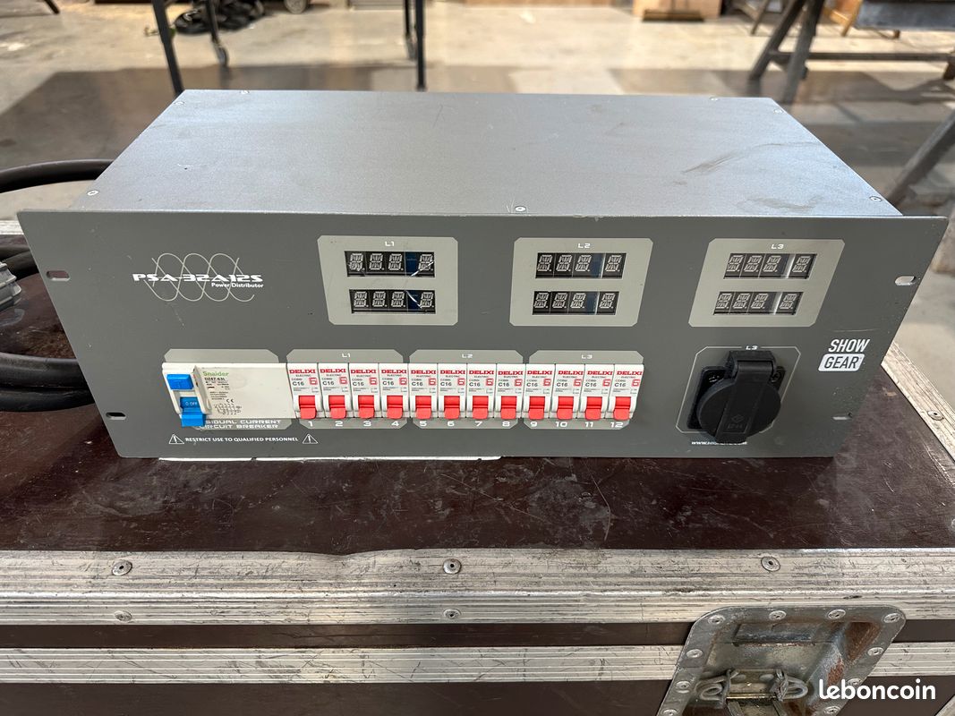 Armoire électrique, bloc de puissance 32 ampère