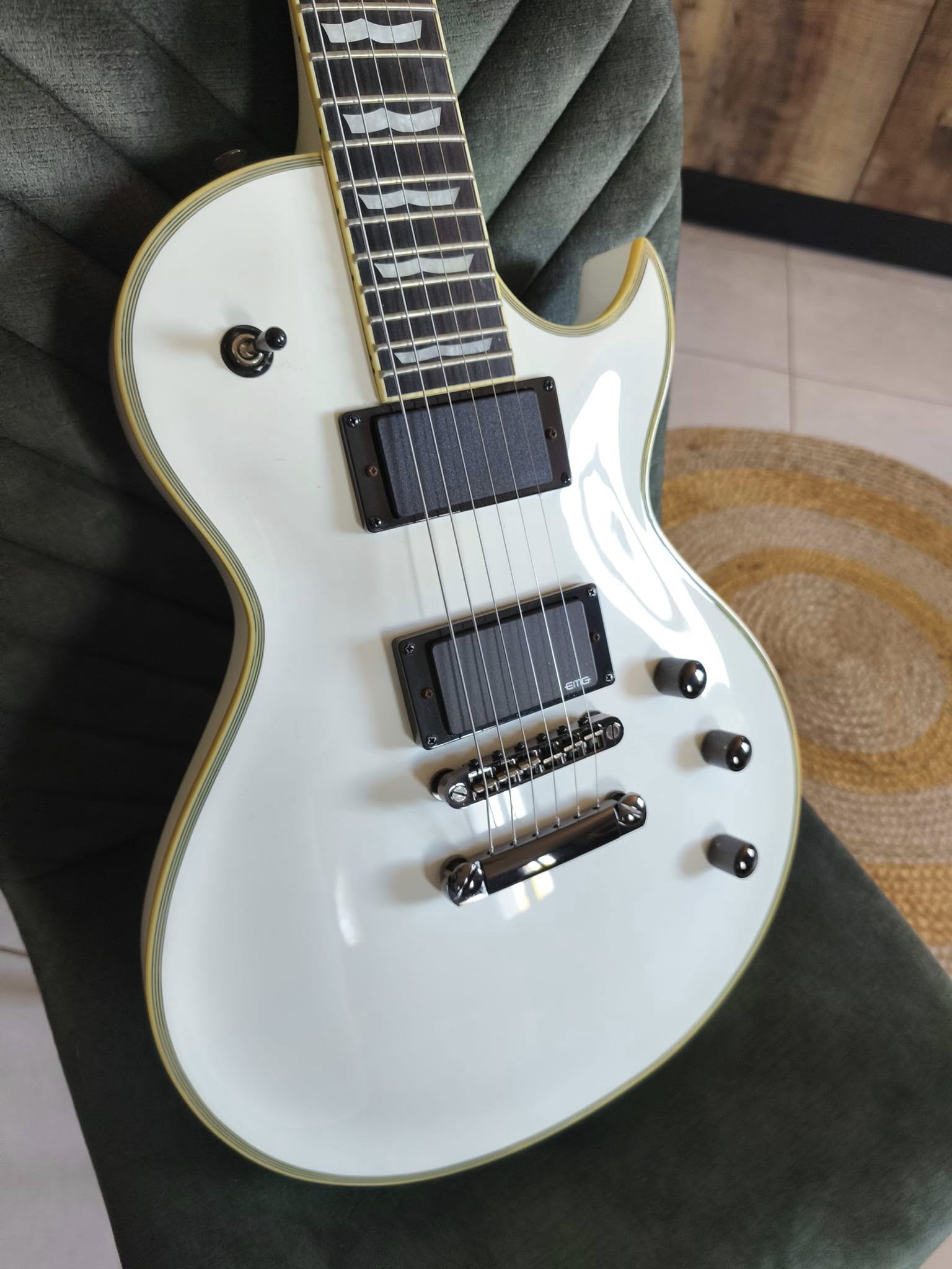 vds Guitare SC-1000 WH Progressive Line