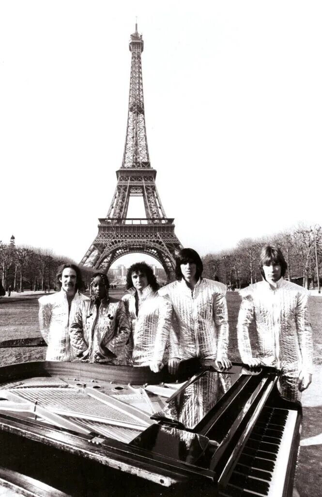 6733574.jpg 6733574.jpg