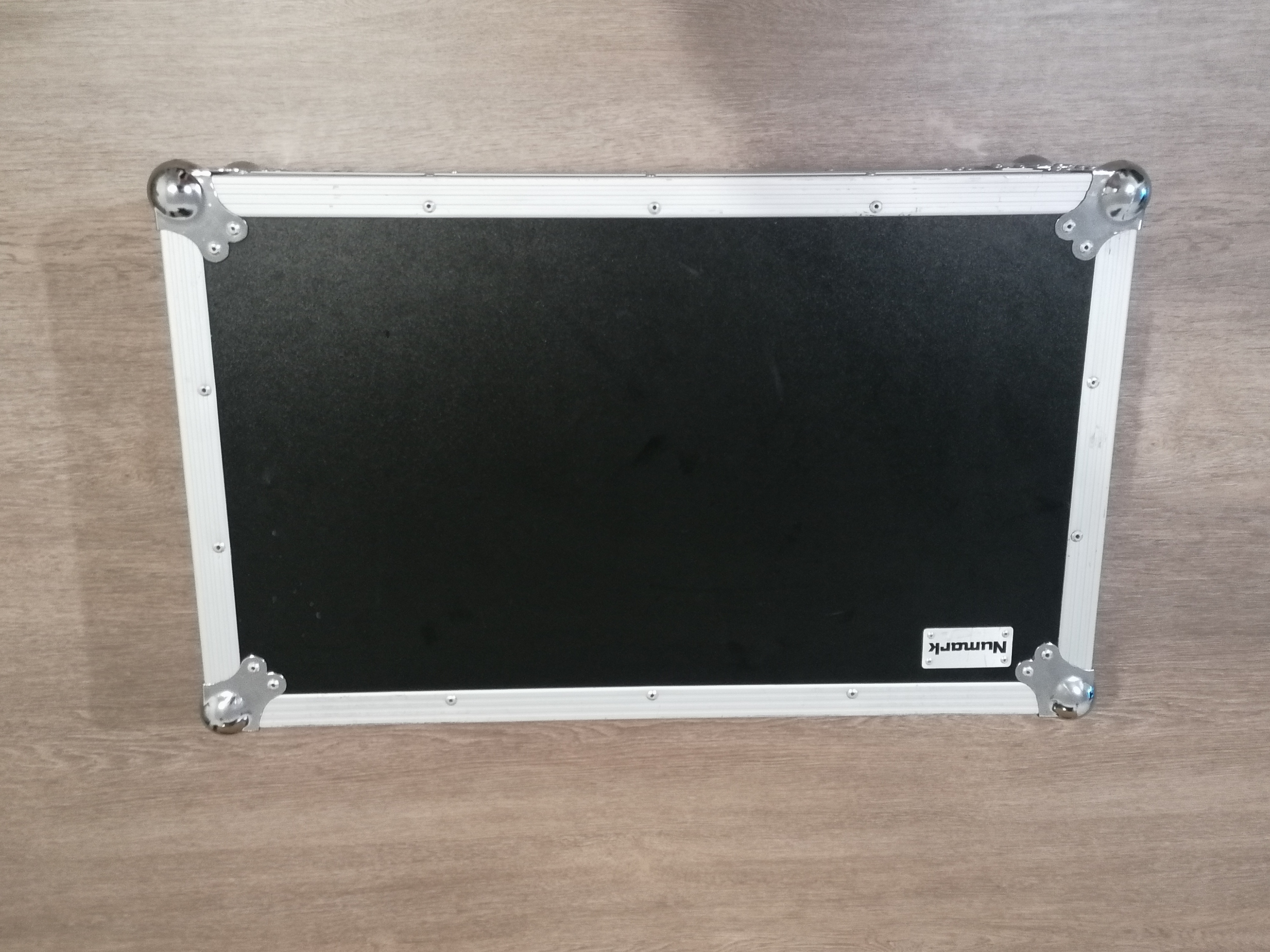 Flight case Numark 