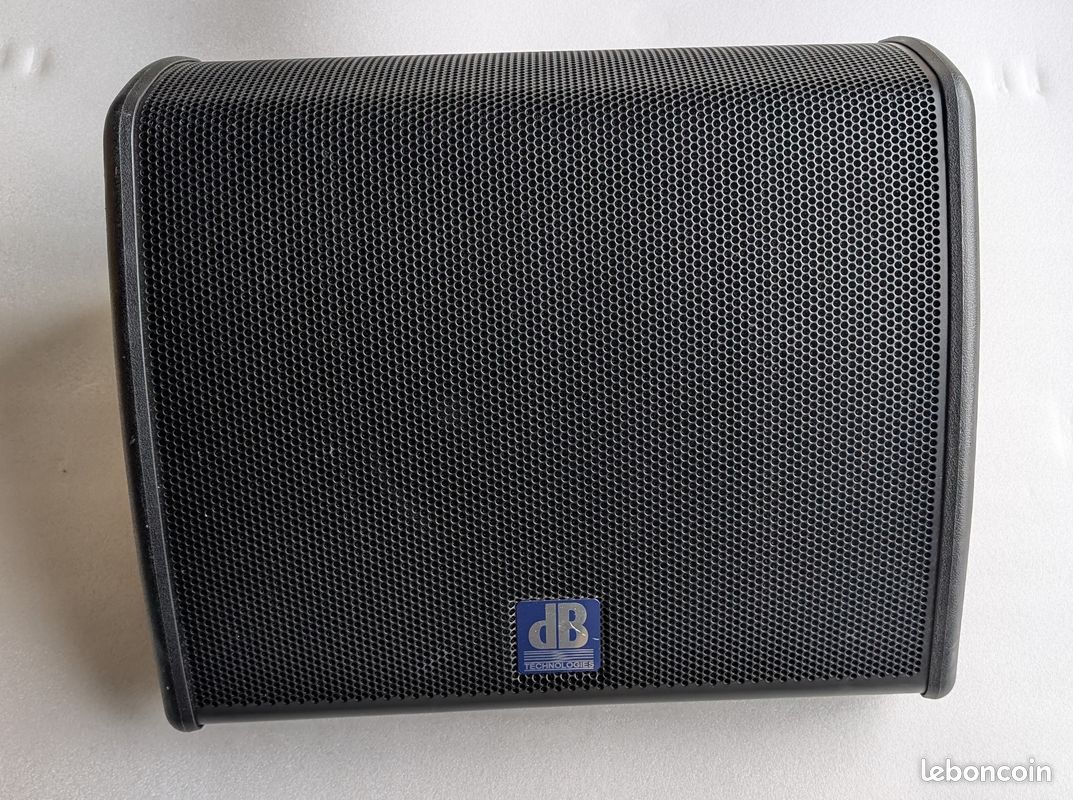 Vends retour de scene dB Technologies Flexsys FM12