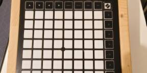 Vends mini Launchpad MK3 avec stand en bois.