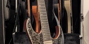 Vends Ibanez RG5320R-CSW Prestige