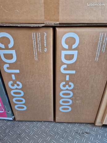 Paire de CDJ3000 neuves