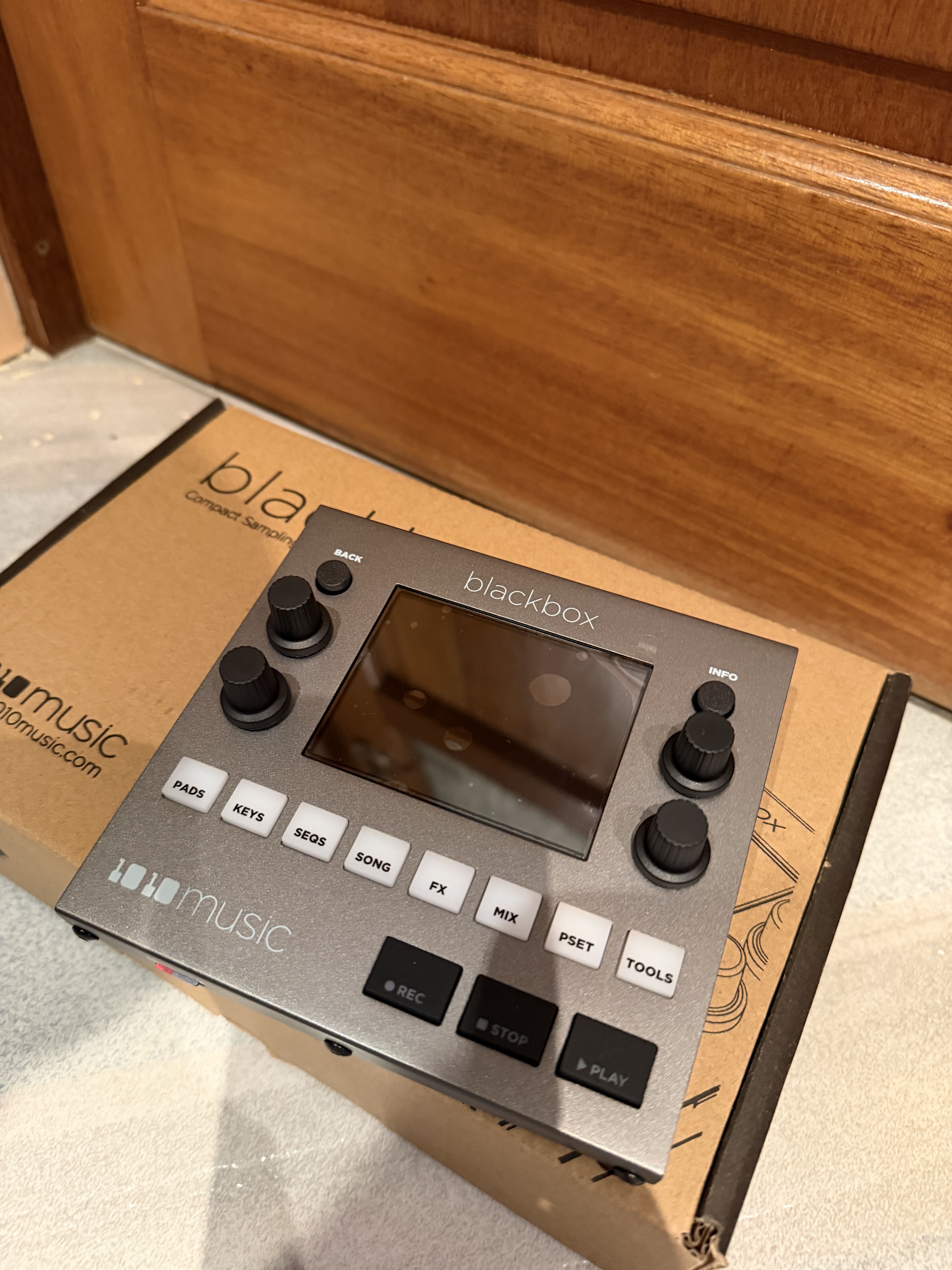 Vends 1010music Blackbox (+Decksaver)