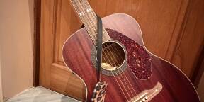 Vends Fender Tim Armstrong Hellcat (+Joe Strummer Vintage saddle strap)