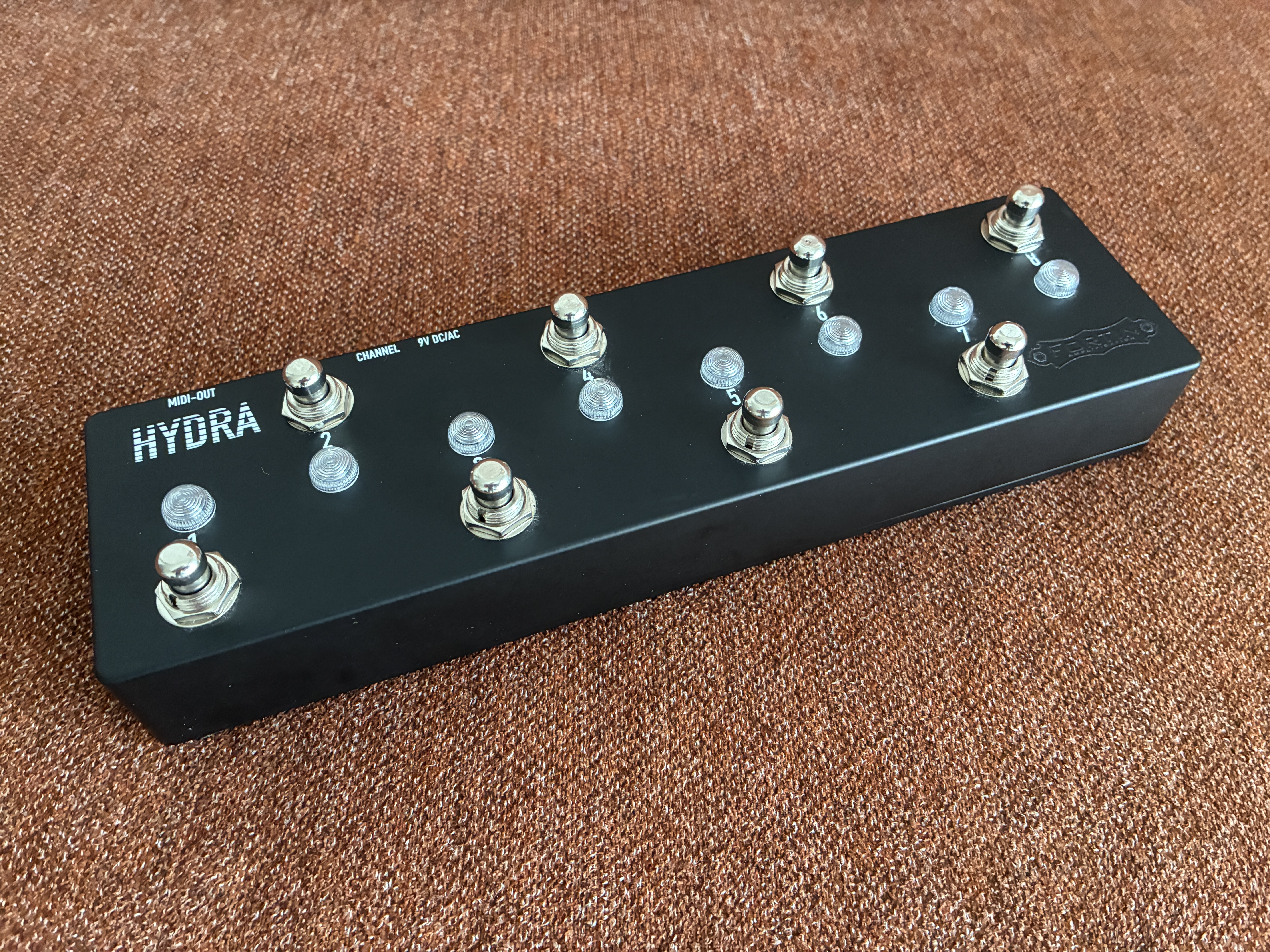 FORTIN AMPS Hydra midi footswitch