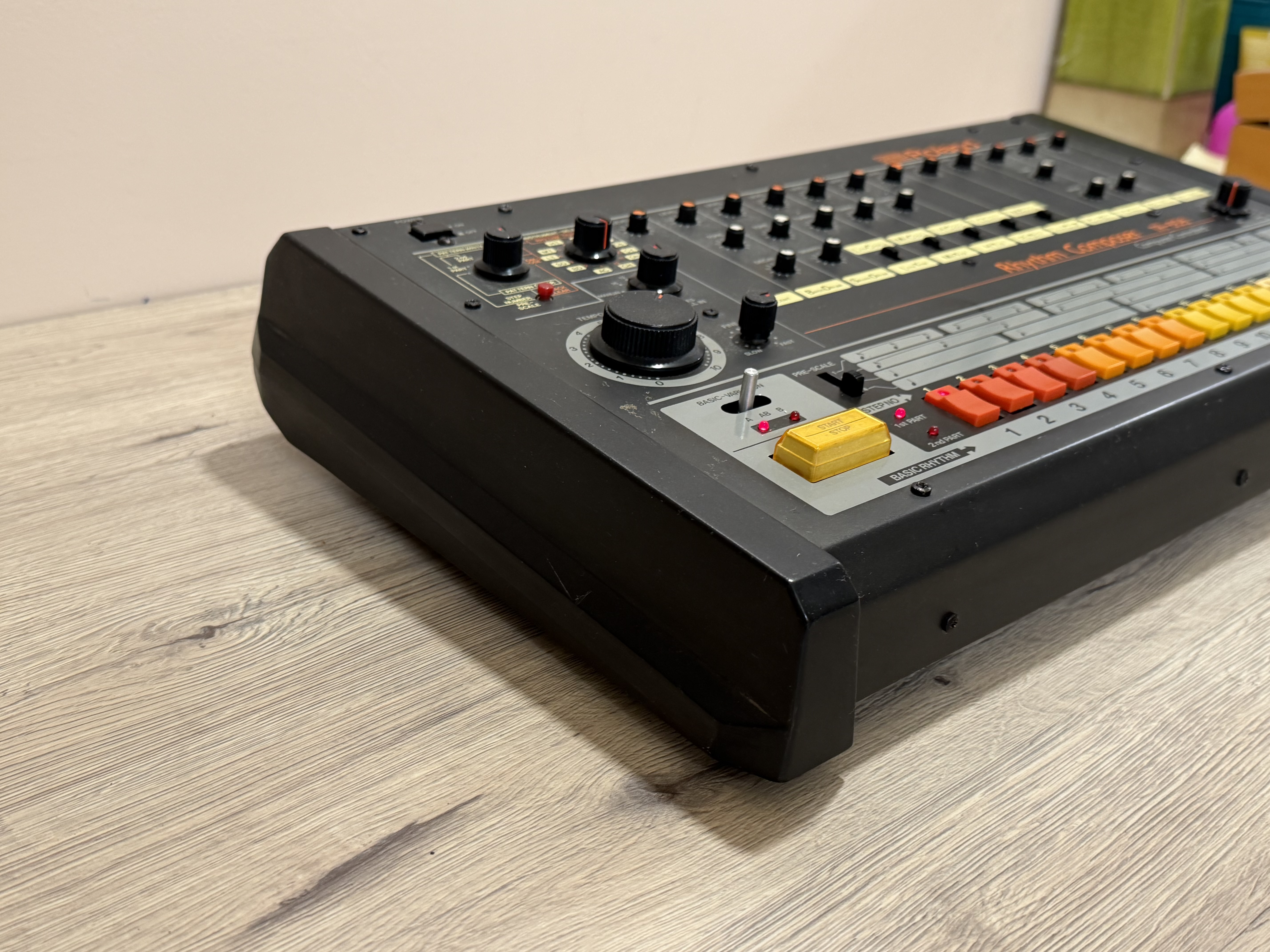 Roland TR-808 (64985)