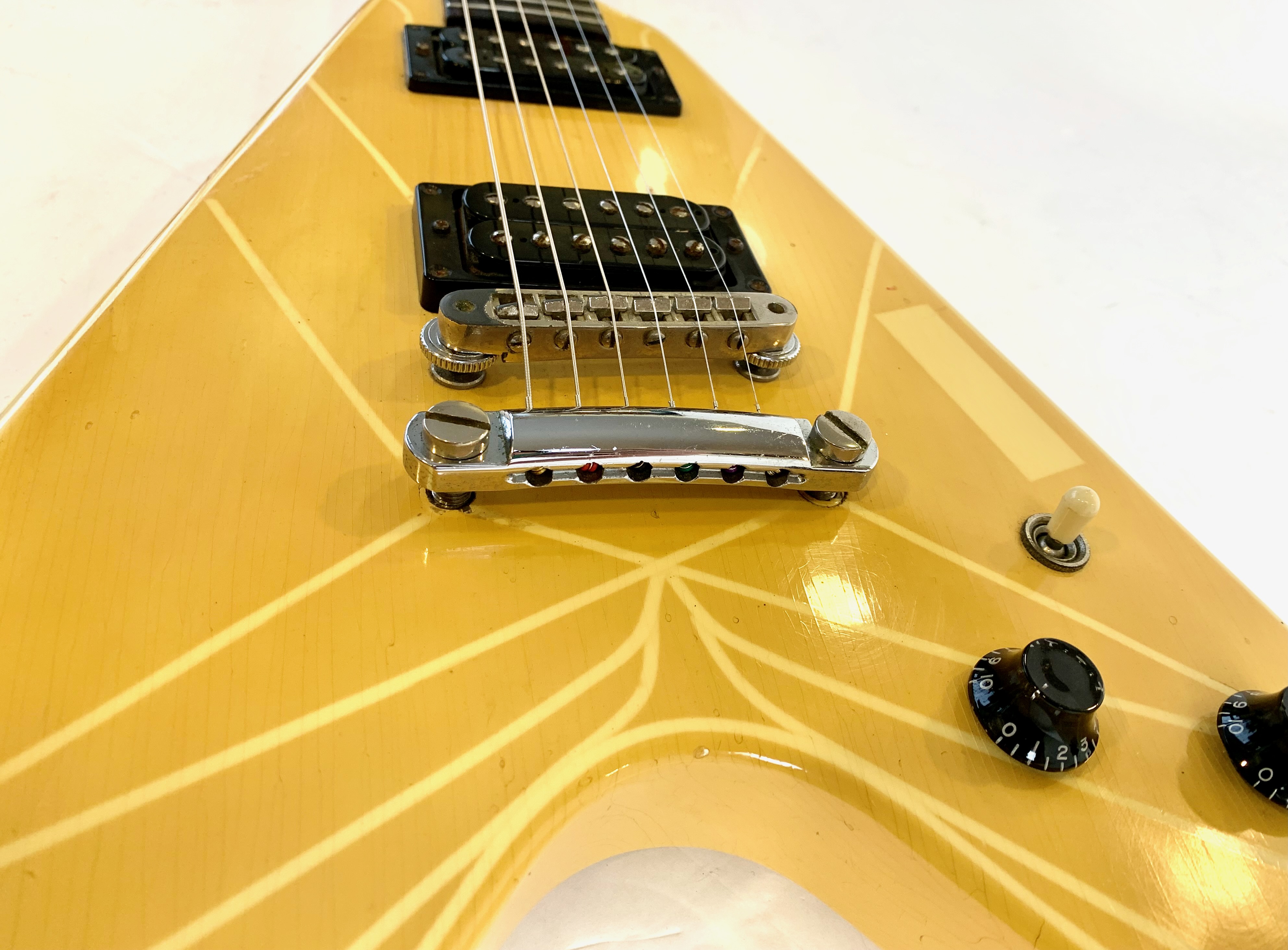 Gibson Flying V '67 Reissue (56922)