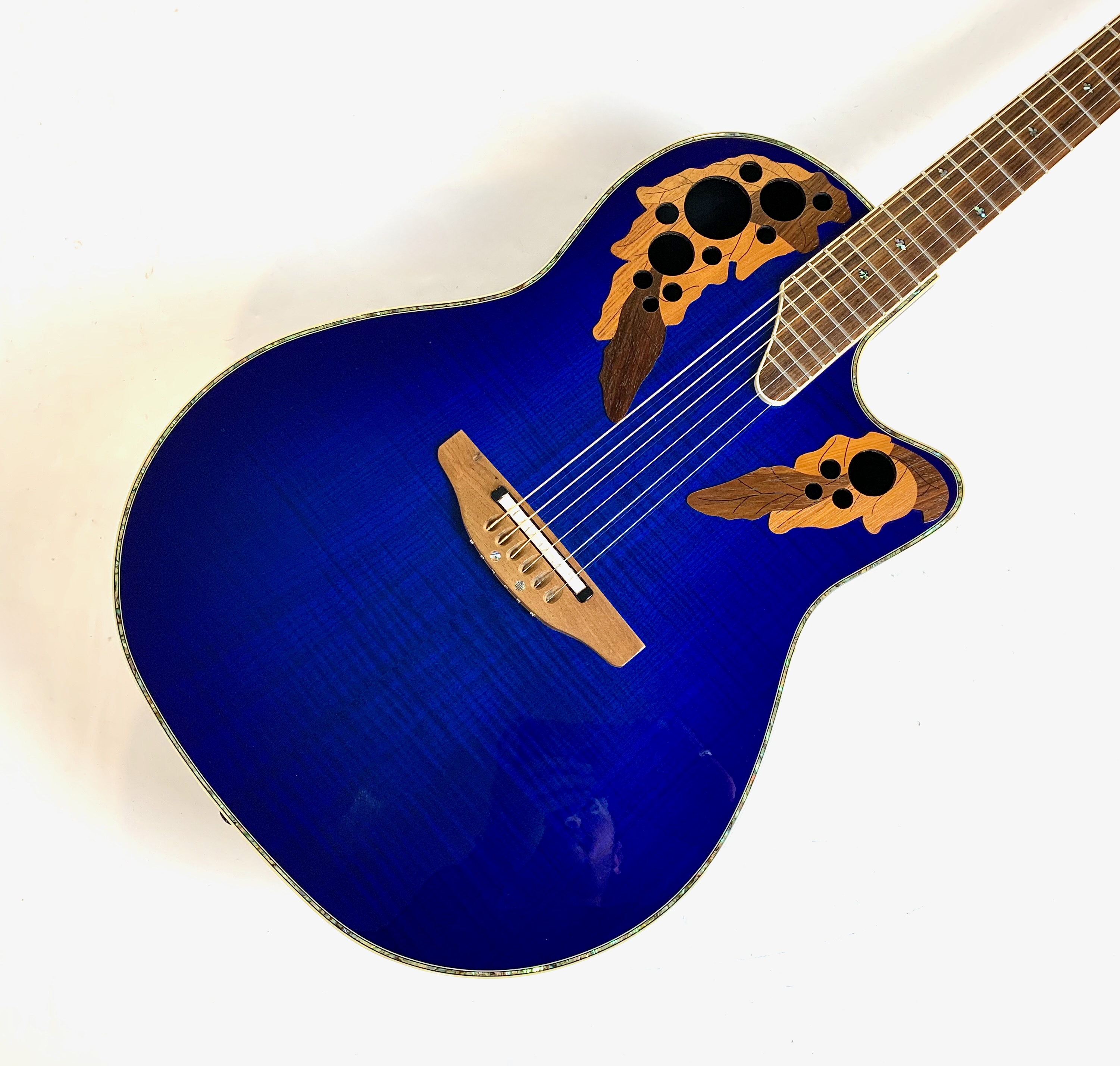Ovation Celebrity Deluxe CDX44 (67487)
