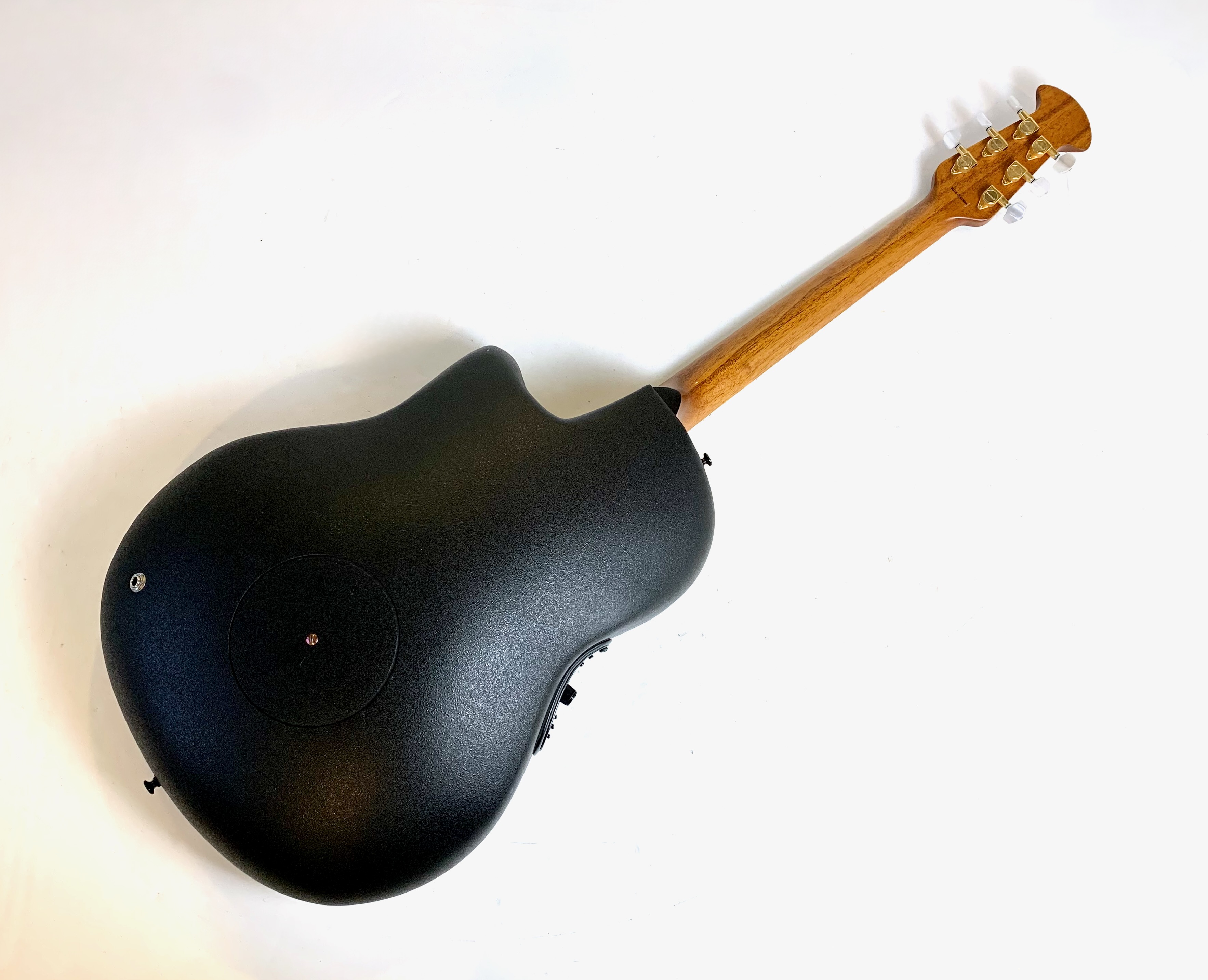 Ovation Celebrity Deluxe CDX44 (82726)
