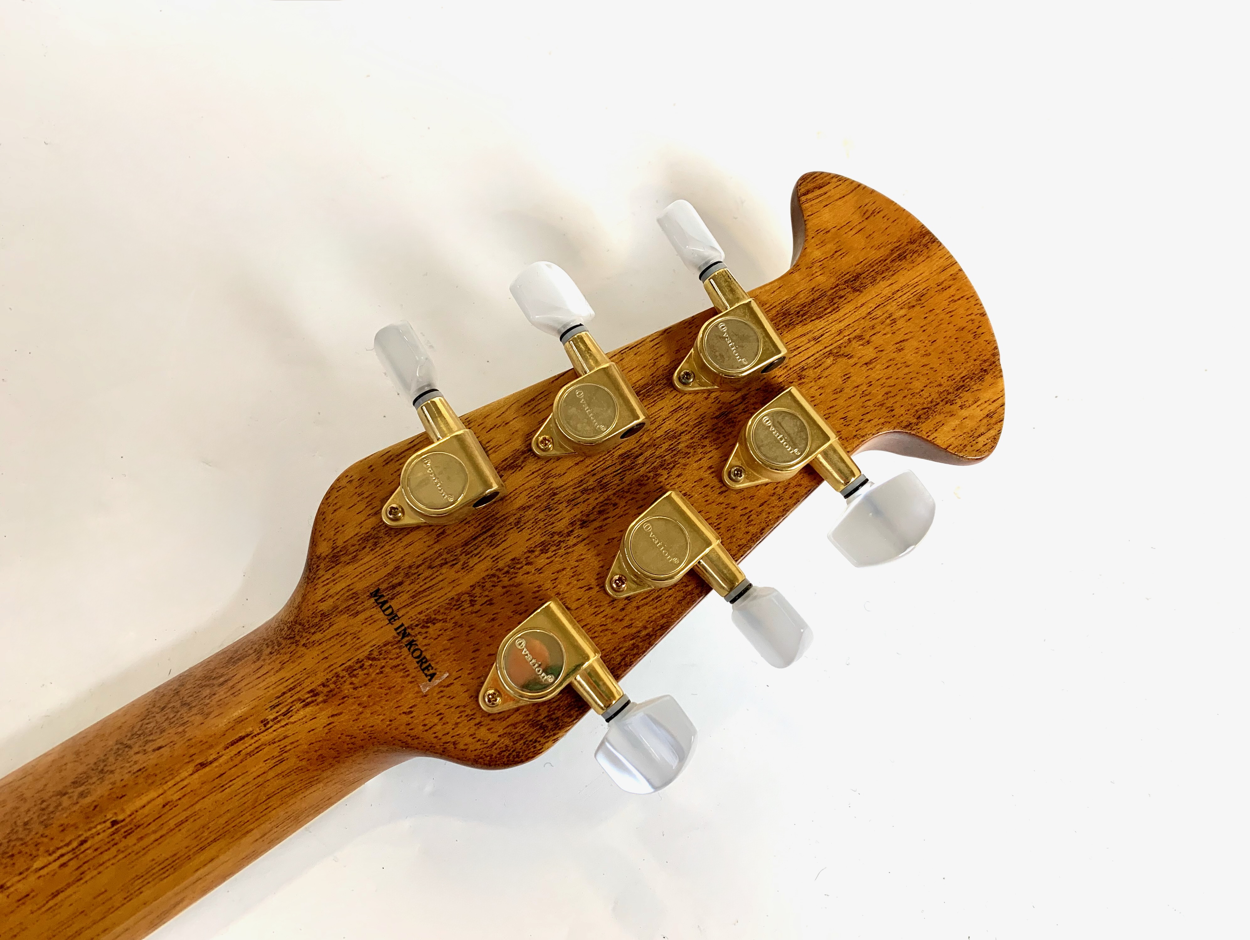 Ovation Celebrity Deluxe CDX44 (59771)