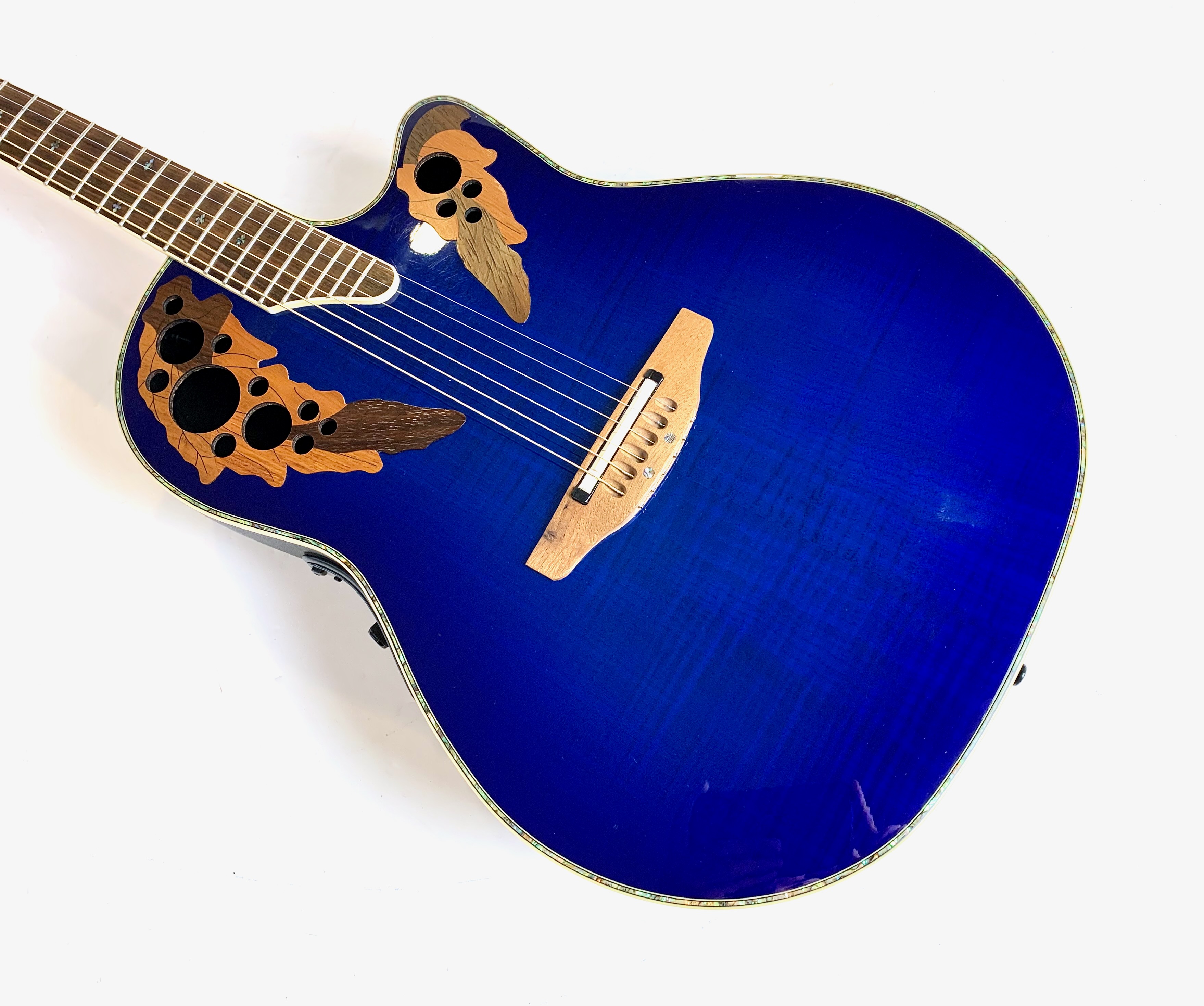 Ovation Celebrity Deluxe CDX44 (34270)