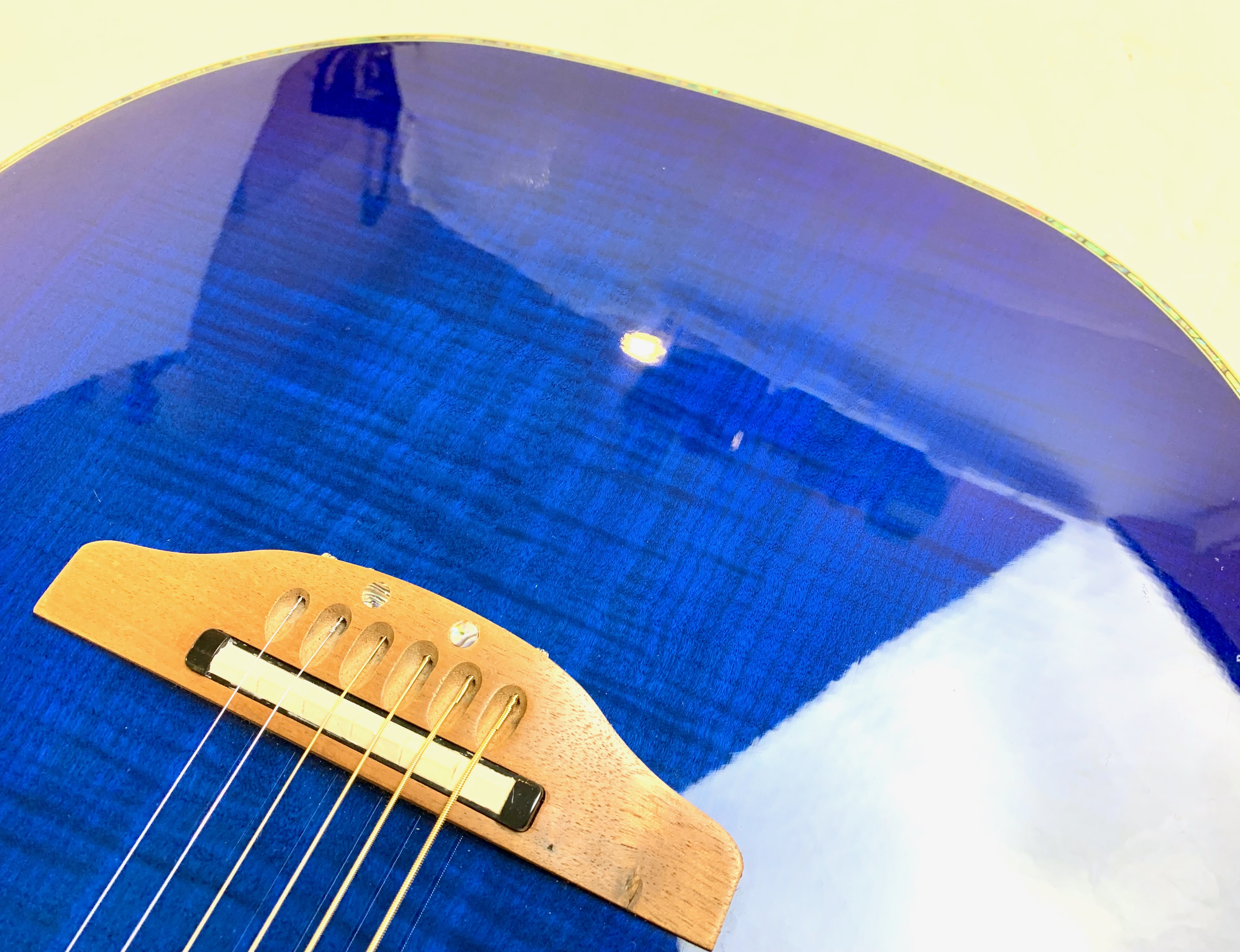 Ovation Celebrity Deluxe CDX44 (60661)