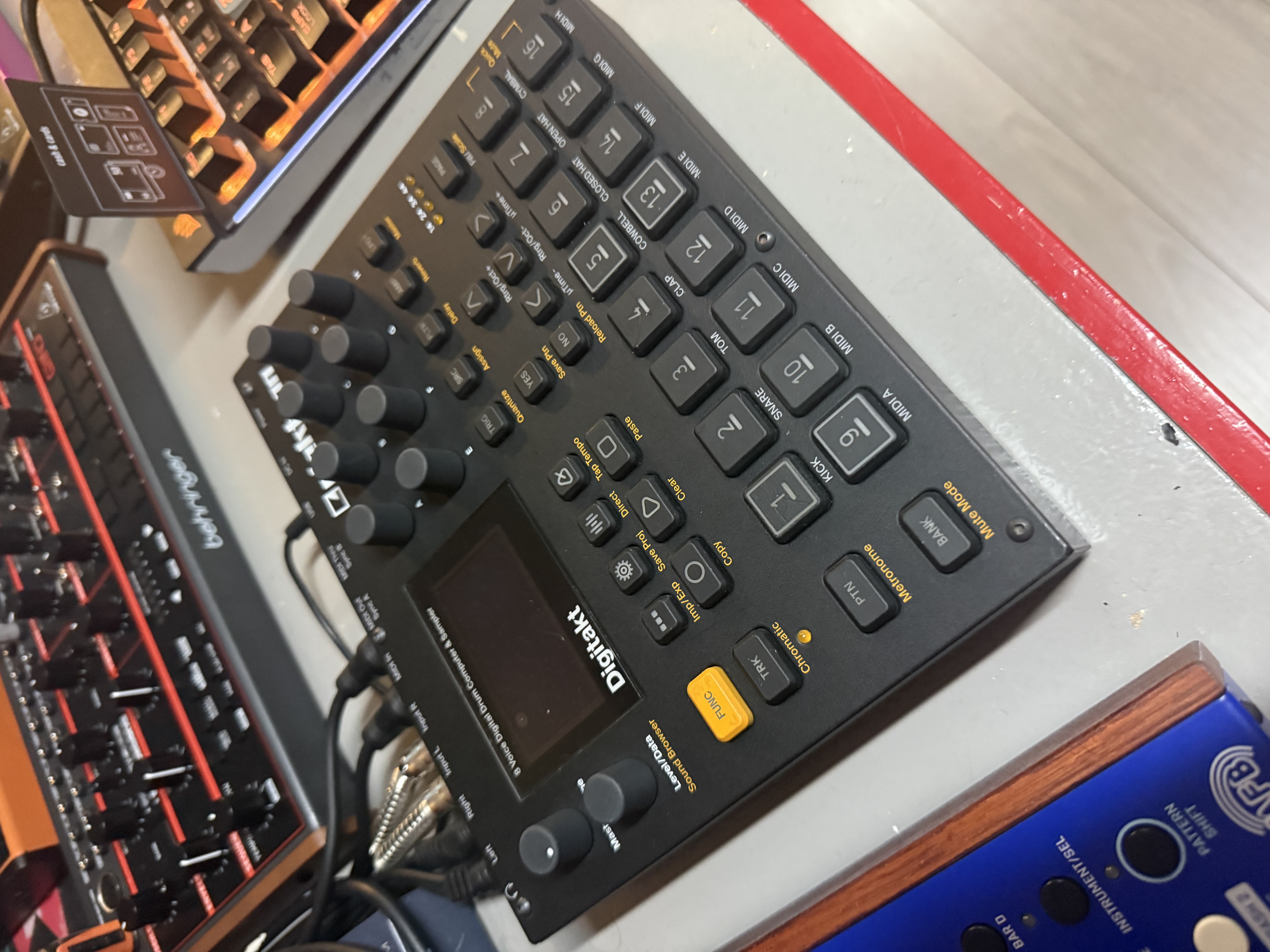 Digitakt comme neuve