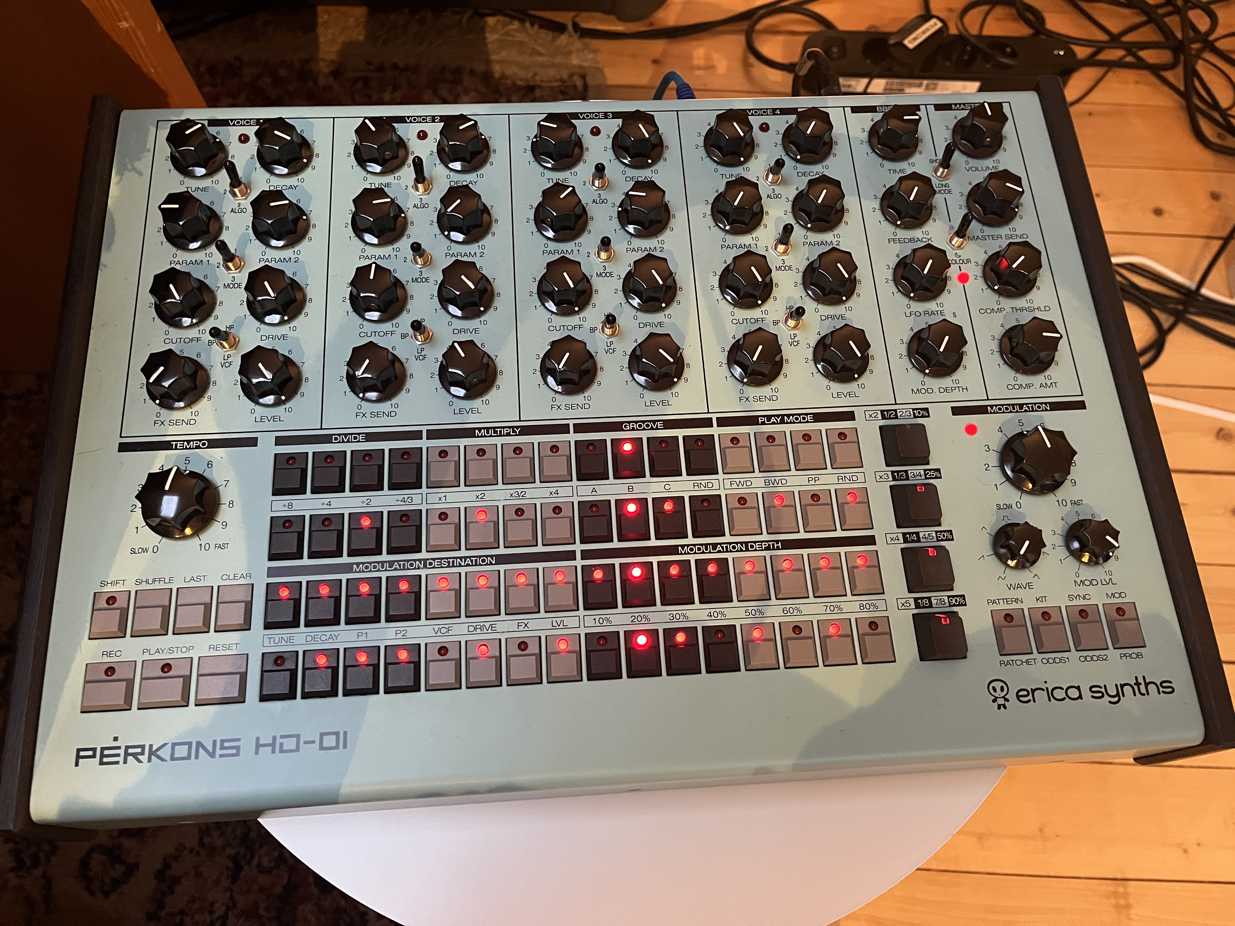 Erica Synths Perkons HD-01 - immaculate condition